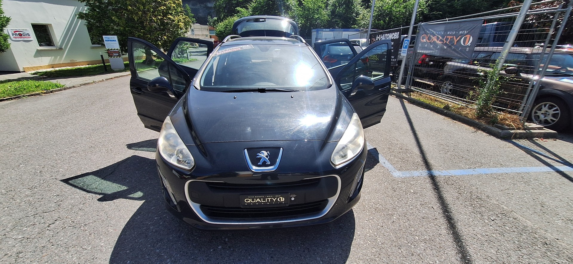 PEUGEOT 308 SW 1.6 HDI Active EGS6-image-13