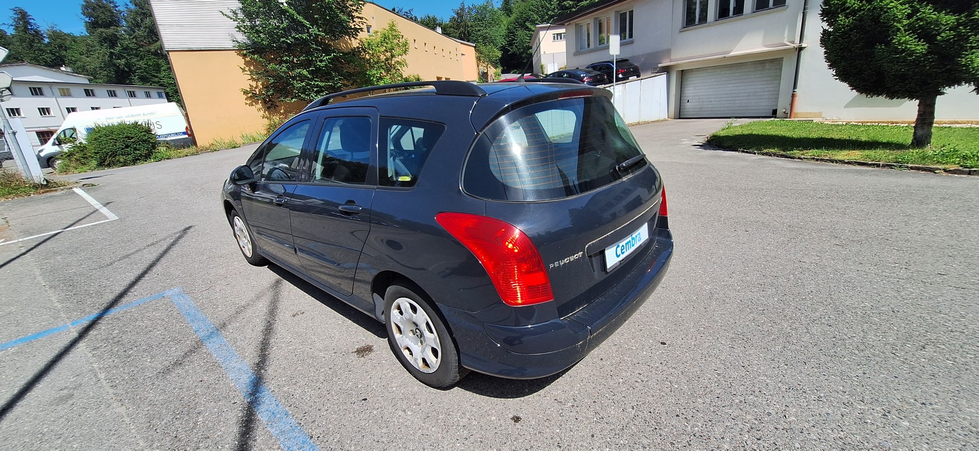 PEUGEOT 308 SW 1.6 HDI Active EGS6-image-3