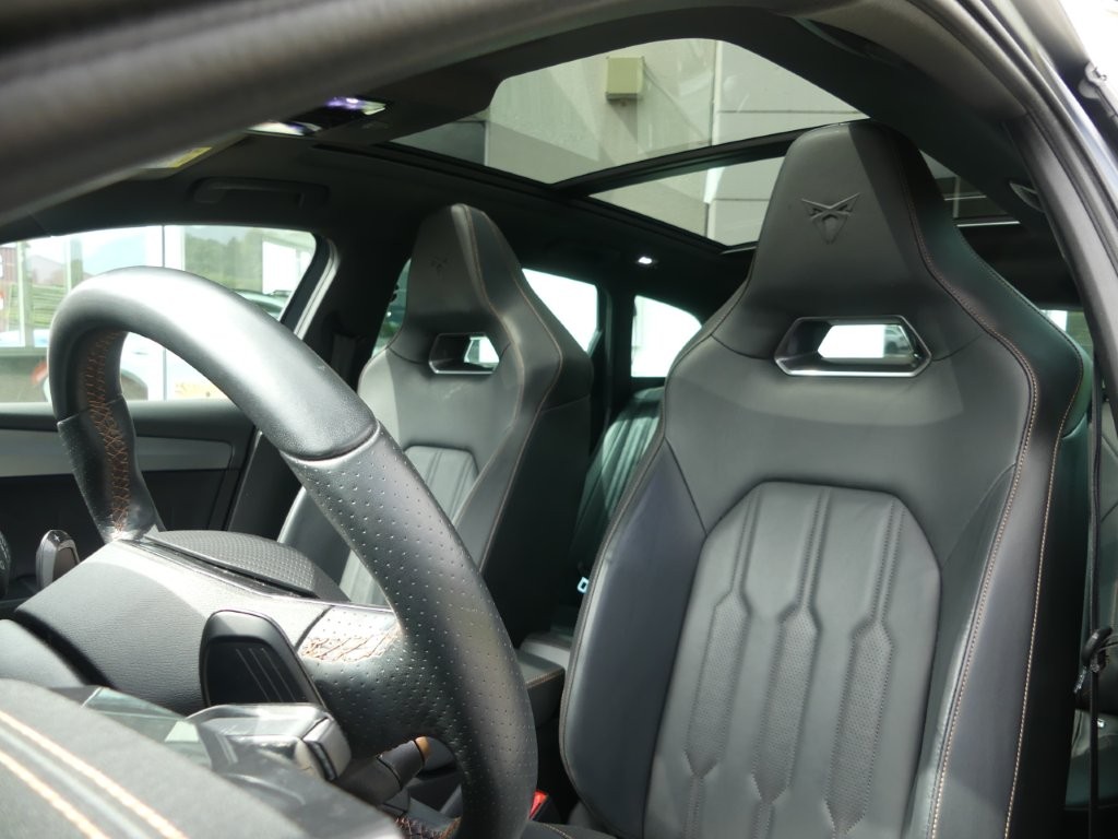 CUPRA LEON ST 2.0 TSI VZ DSG 4Drive-image-9