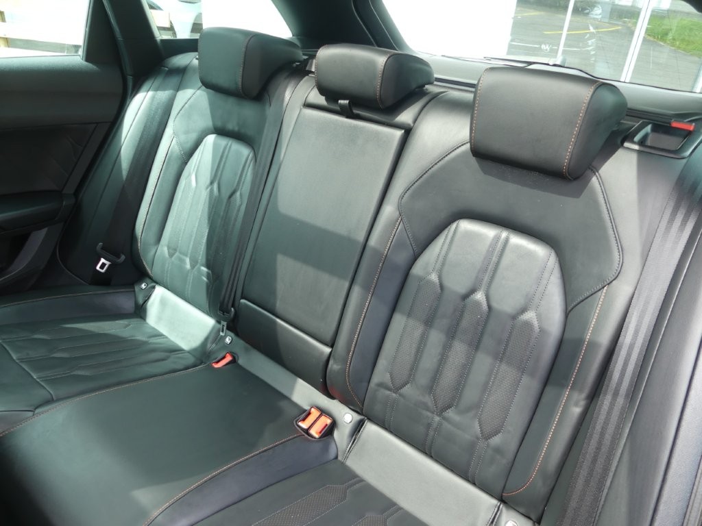CUPRA LEON ST 2.0 TSI VZ DSG 4Drive-image-11