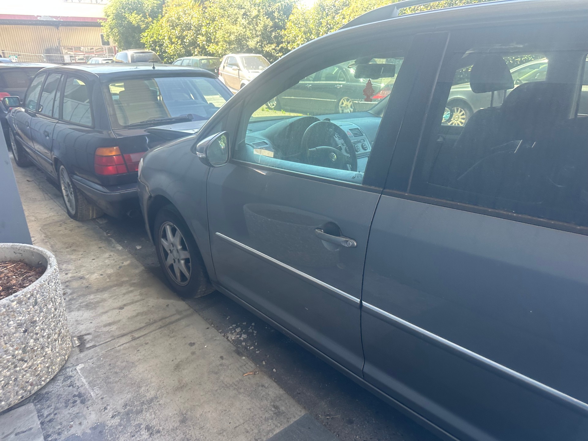 VW Touran 1.9 TDI Trendline-image-2