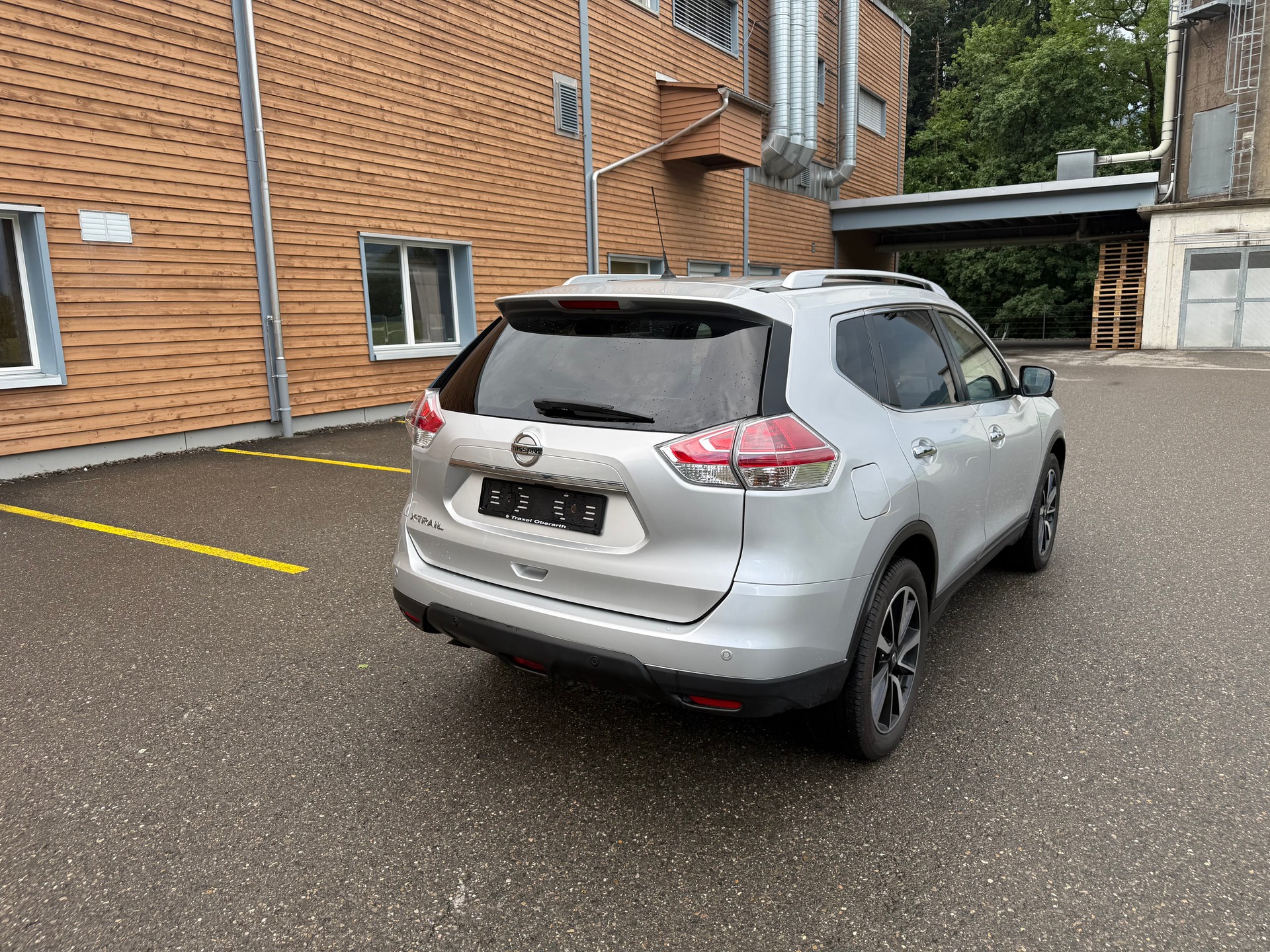 NISSAN X-Trail 1.6 DIG-T Tekna-image-6