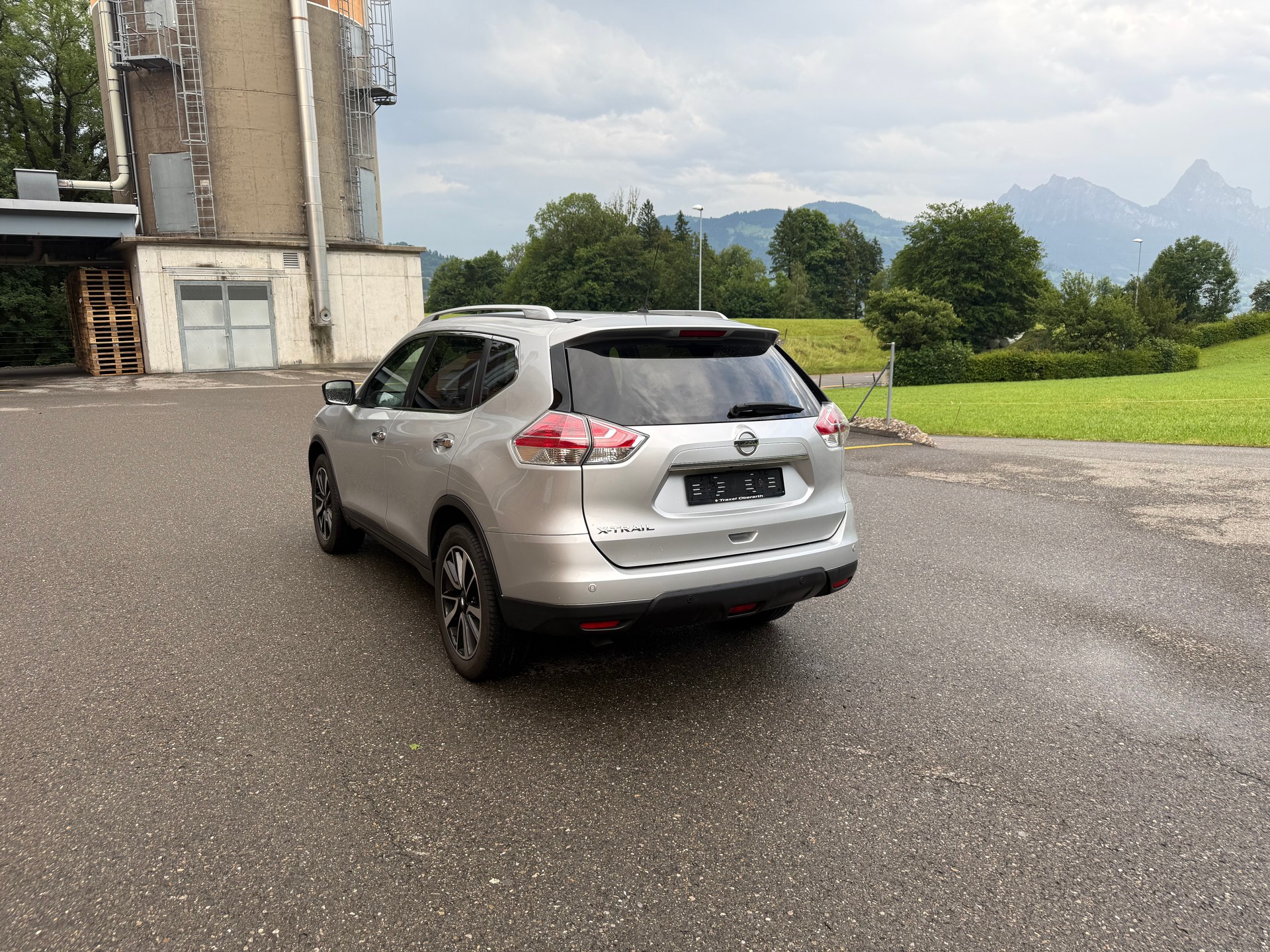 NISSAN X-Trail 1.6 DIG-T Tekna-image-3