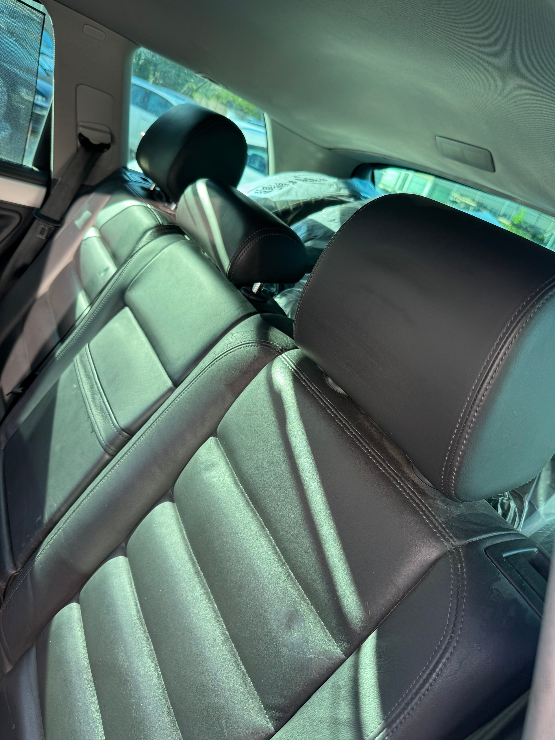 VW Touareg 3.0 TDI-image-10