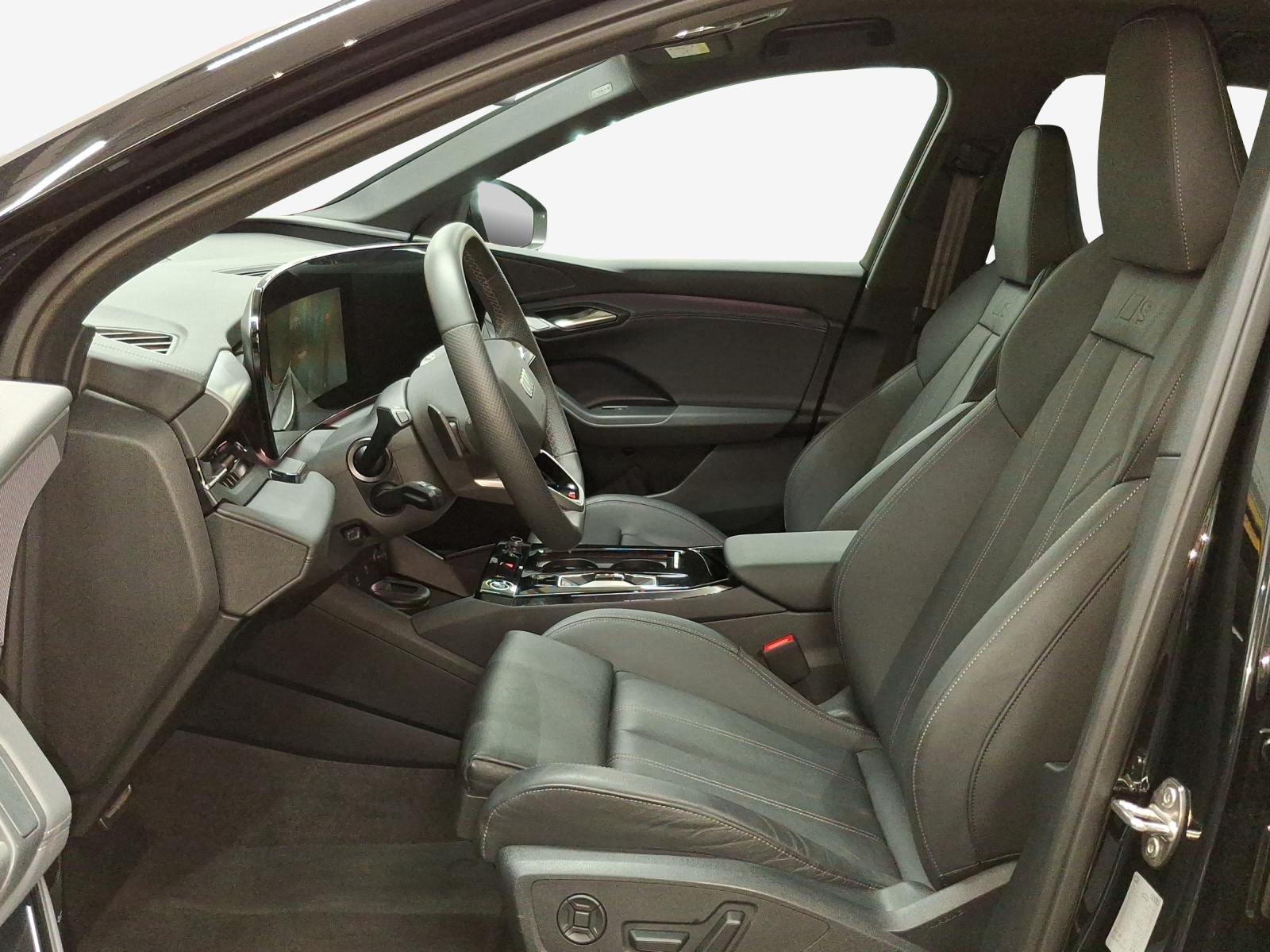AUDI Q6 e-tron quattro-image-7