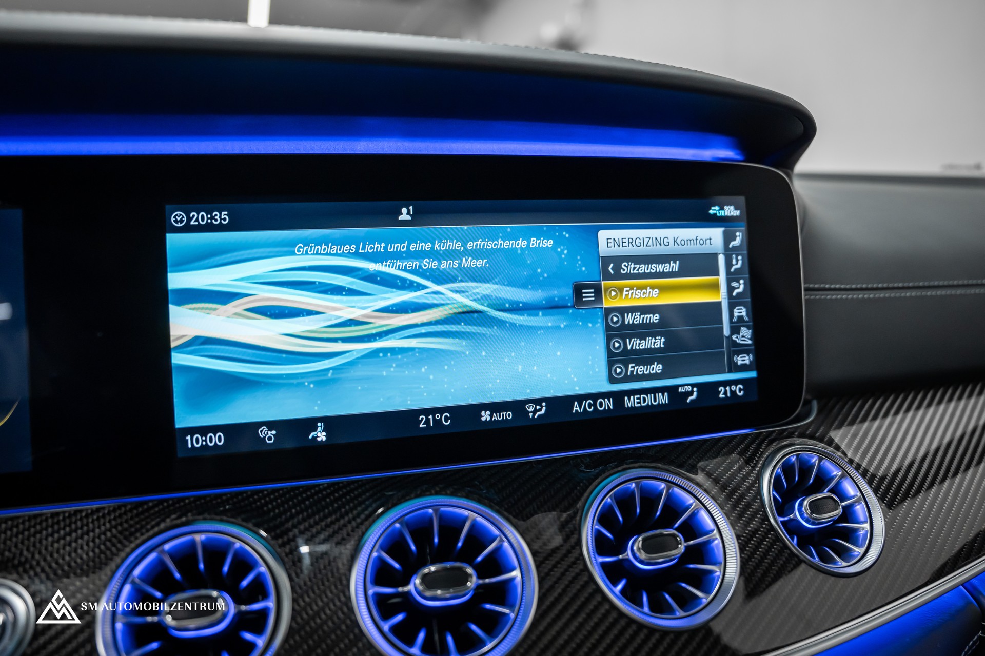 MERCEDES-BENZ AMG GT 63 S 4matic+ / Aeropaket / Carbon / Panorama / Sitzbelüftung-image-36