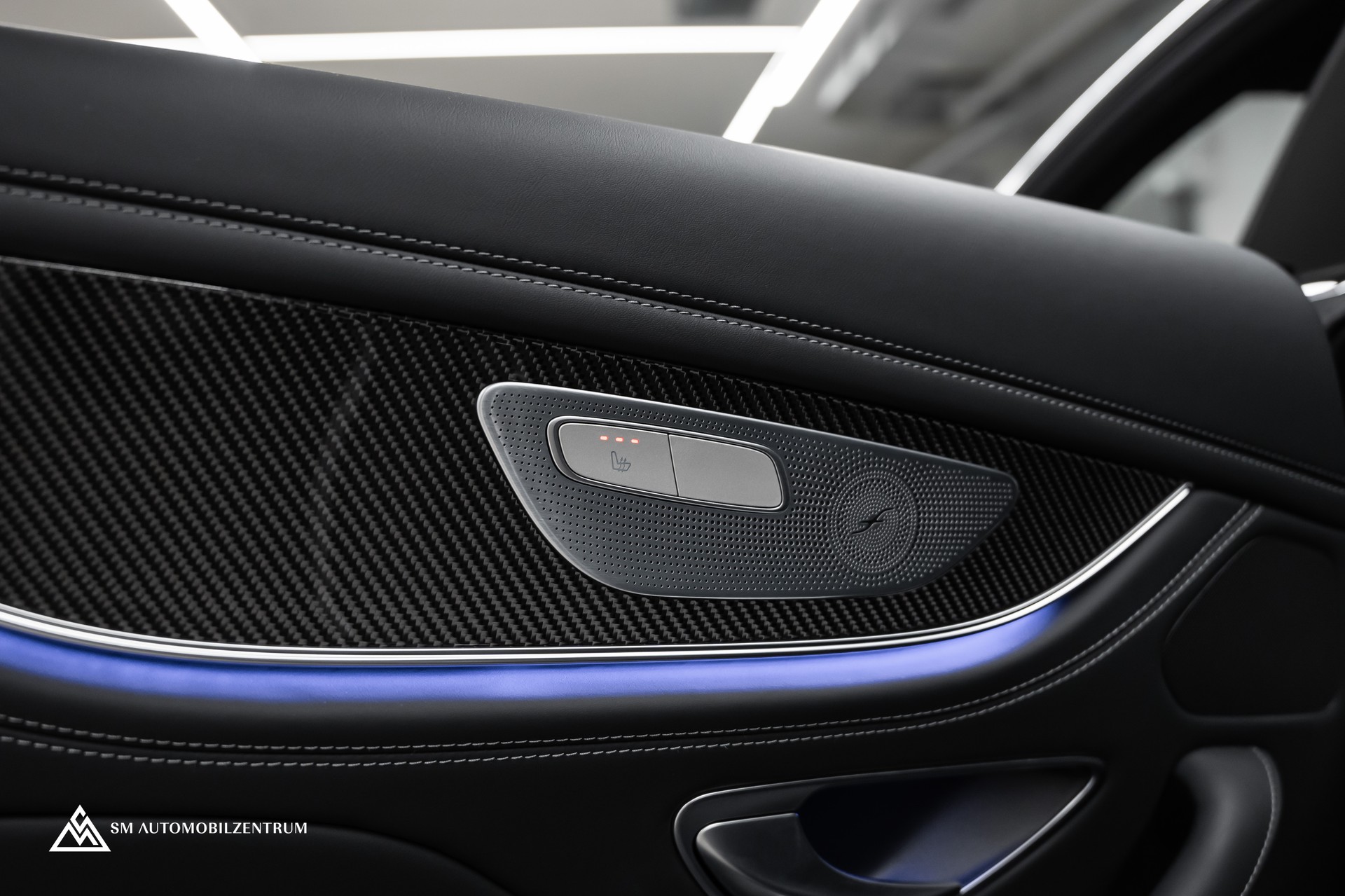 MERCEDES-BENZ AMG GT 63 S 4matic+ / Aeropaket / Carbon / Panorama / Sitzbelüftung-image-26
