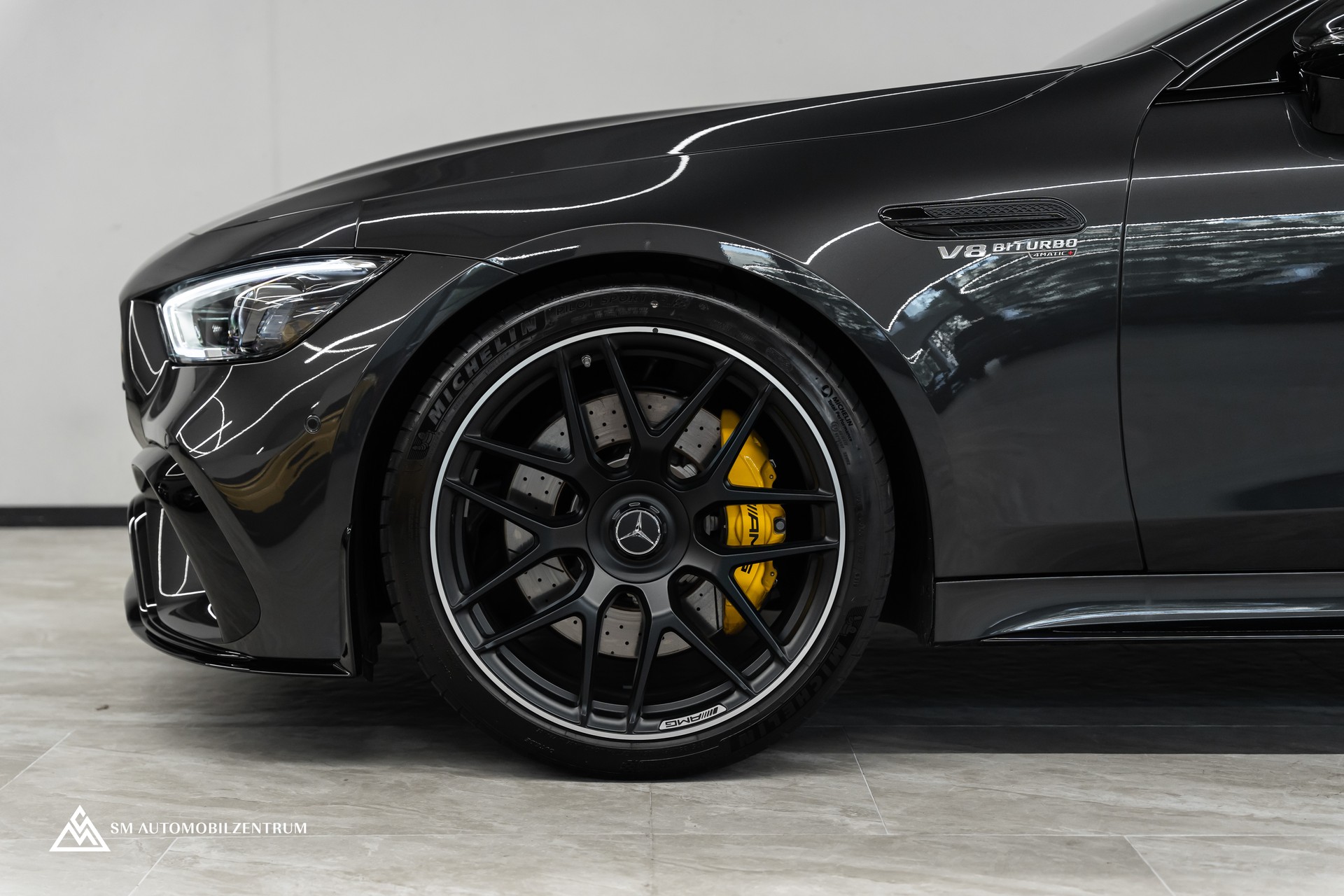 MERCEDES-BENZ AMG GT 63 S 4matic+ / Aeropaket / Carbon / Panorama / Sitzbelüftung-image-7