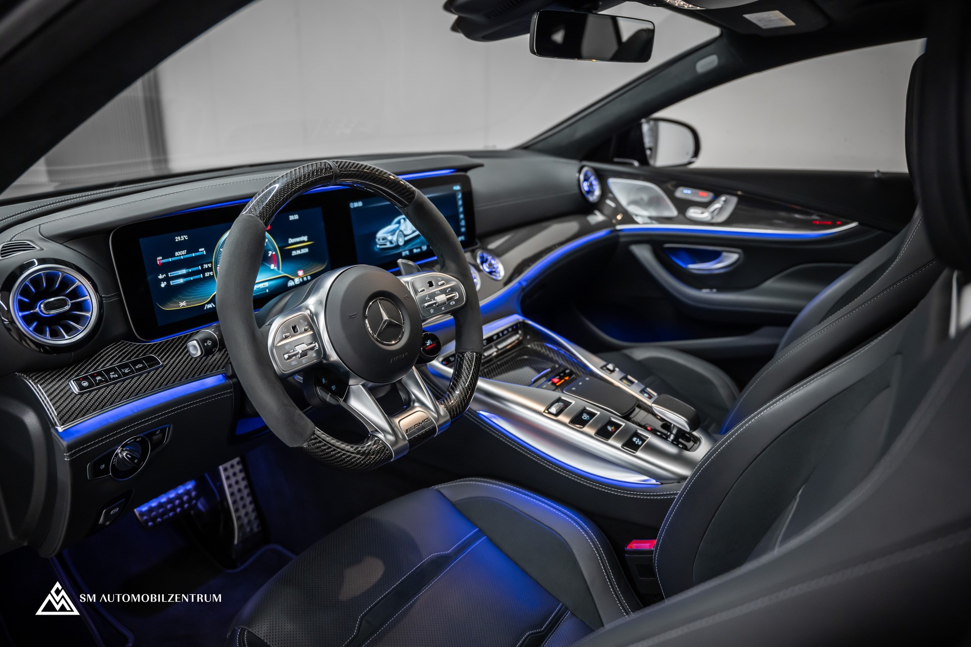 MERCEDES-BENZ AMG GT 63 S 4matic+ / Aeropaket / Carbon / Panorama / Sitzbelüftung-image-20