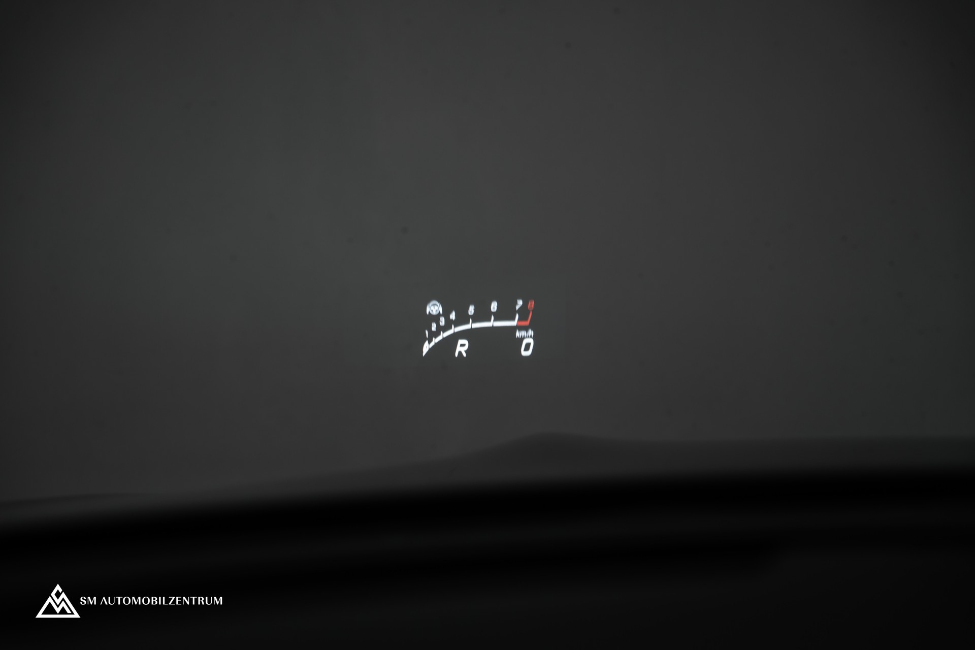 MERCEDES-BENZ AMG GT 63 S 4matic+ / Aeropaket / Carbon / Panorama / Sitzbelüftung-image-19