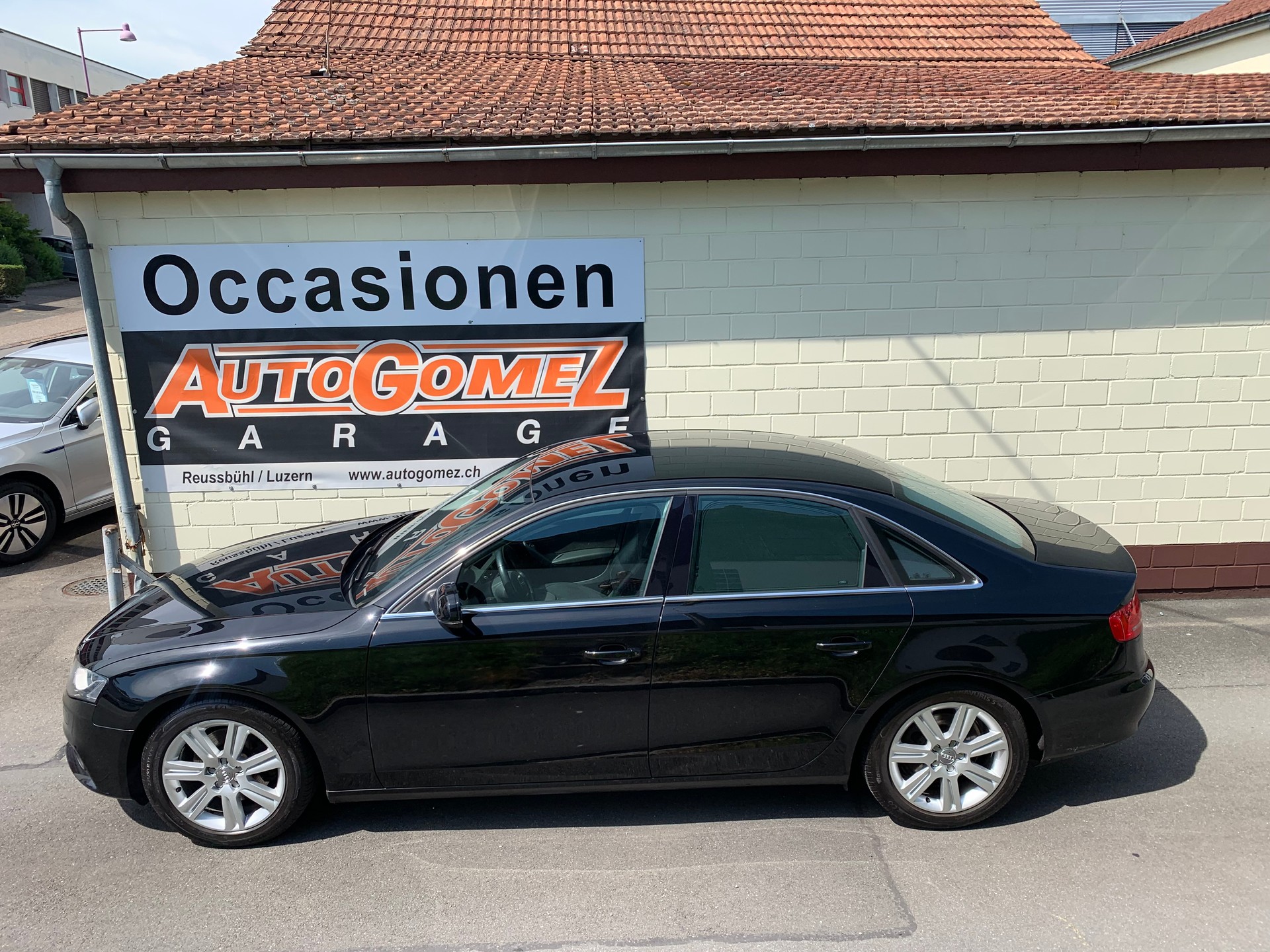 AUDI A4 Limousine 1.8 TFSI quattro-image-1