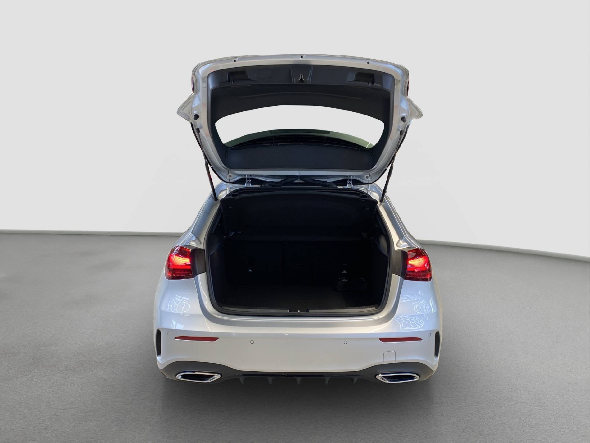 MERCEDES-BENZ A 250 AMG Line 4MATIC-image-14