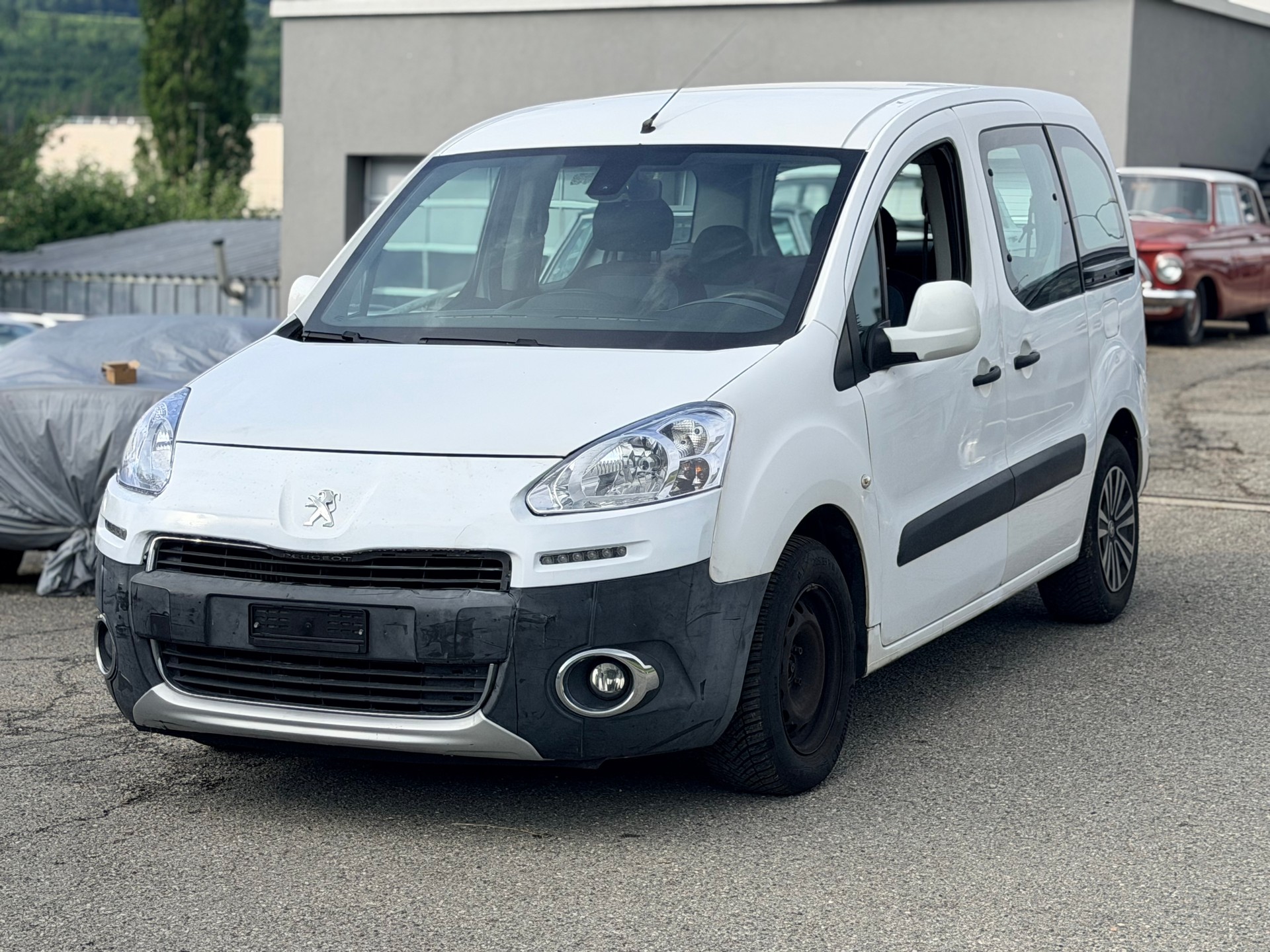 PEUGEOT Partner 1.6 e-HDI Active-image-0