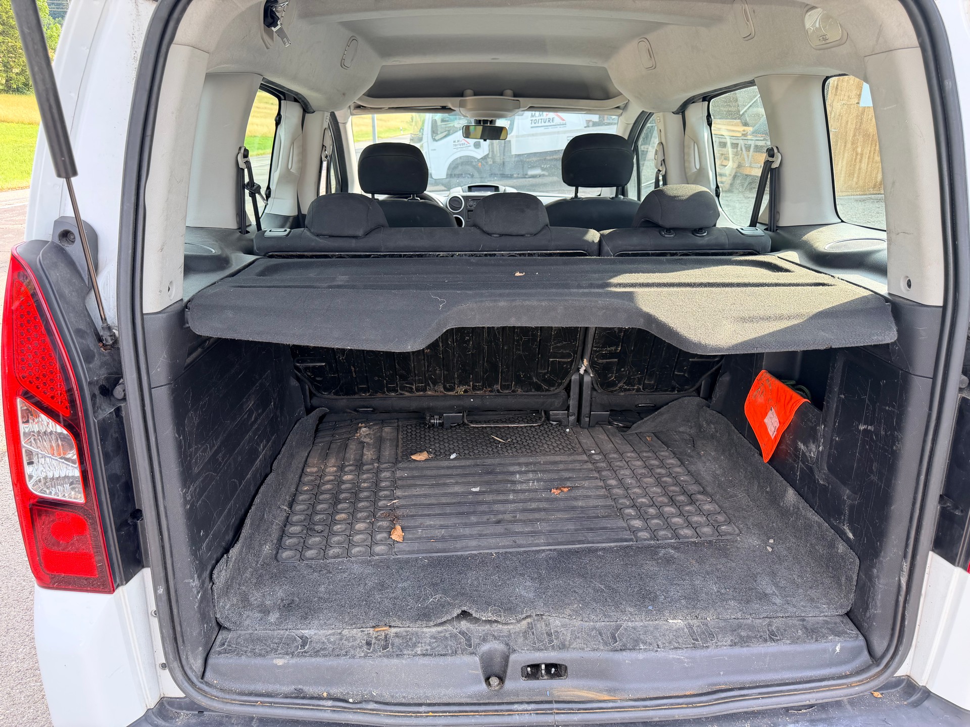 PEUGEOT Partner 1.6 e-HDI Active-image-6