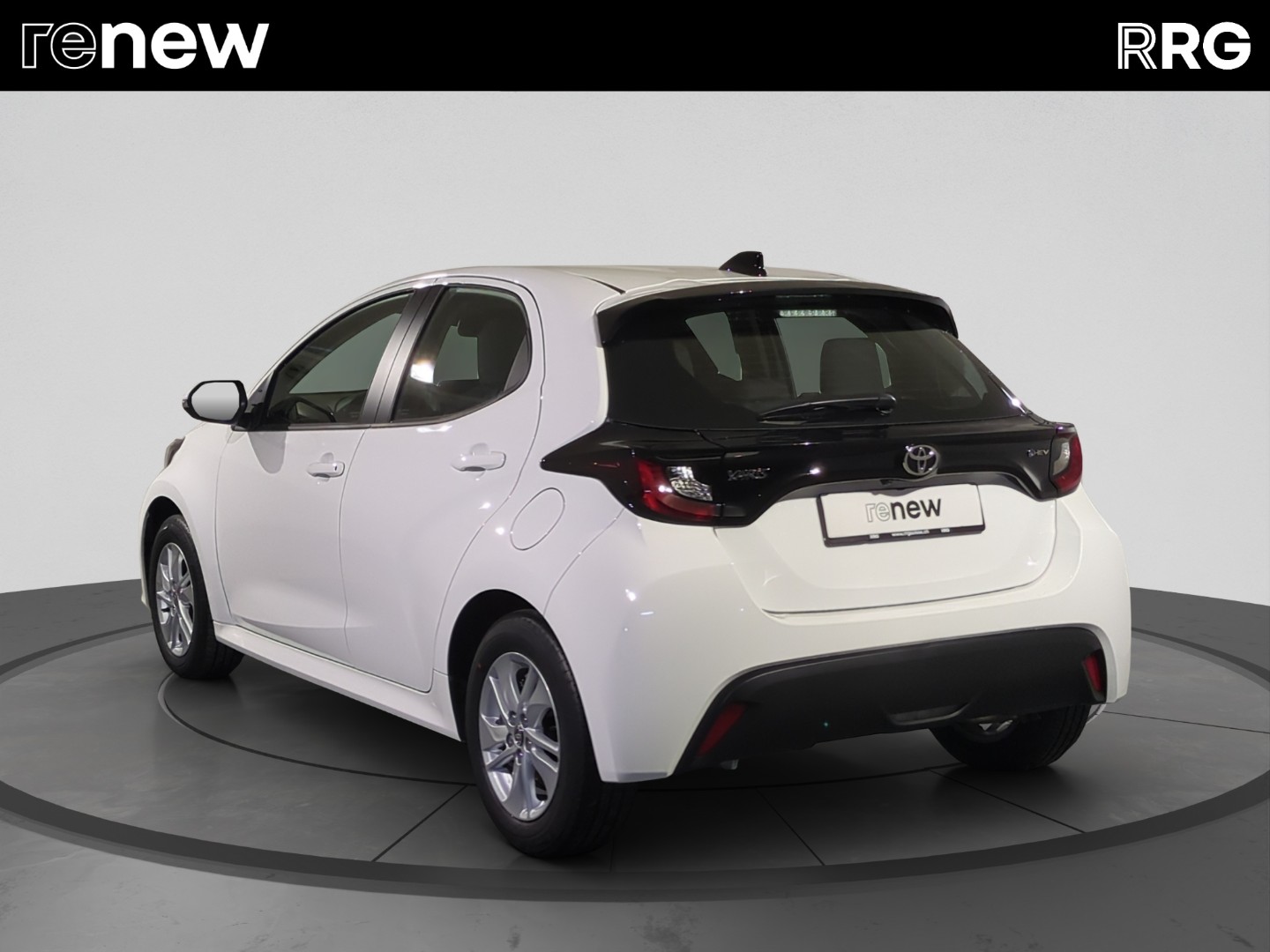 TOYOTA Yaris 1.5 Comfort e-CVT-image-4