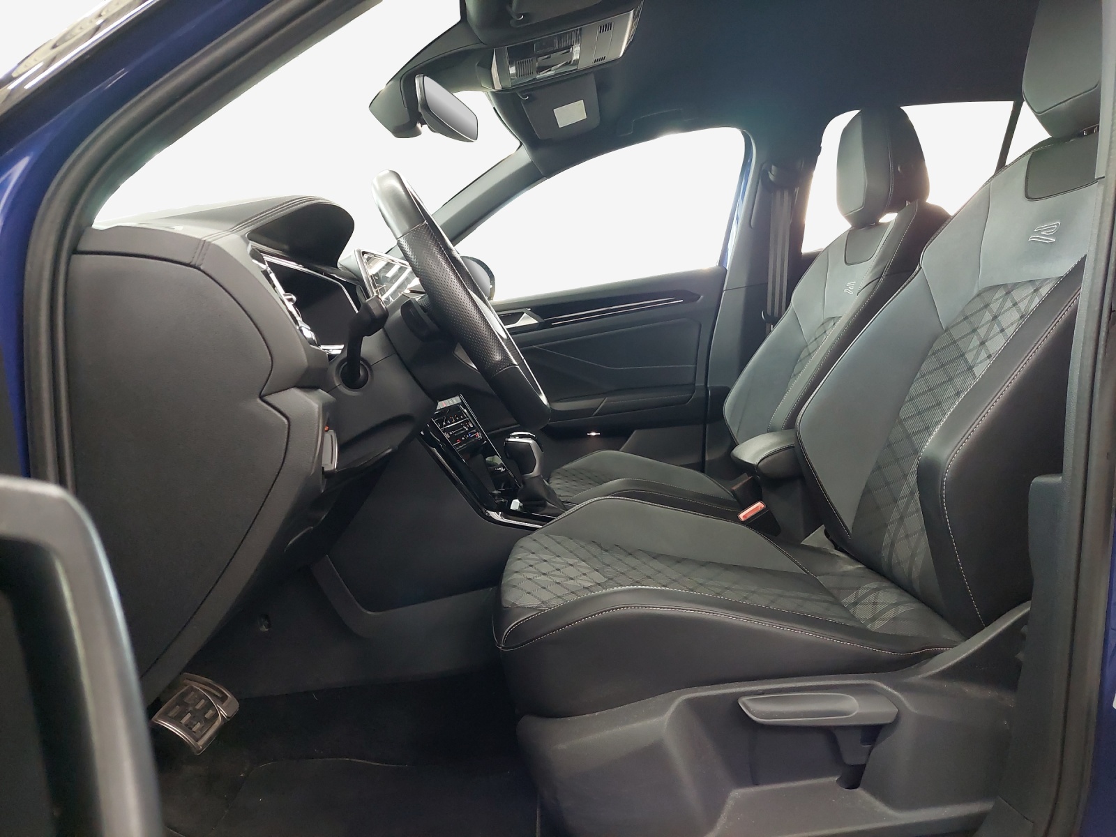 VW T-Roc 1.5 TSI EVO R-Line DSG-image-7