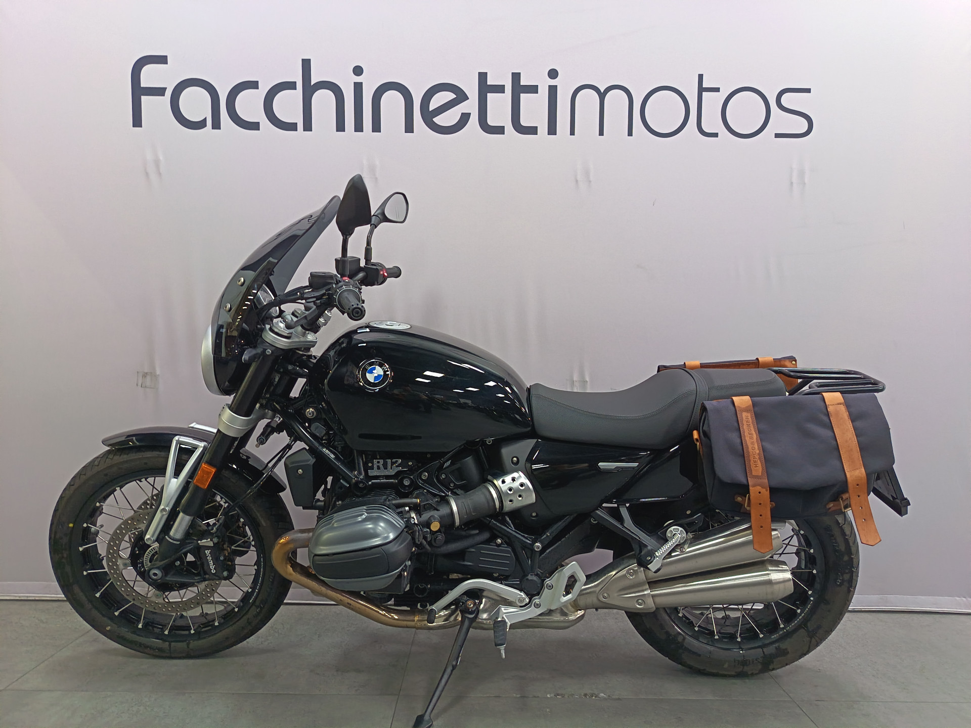 BMW R 12-showroom-element-3