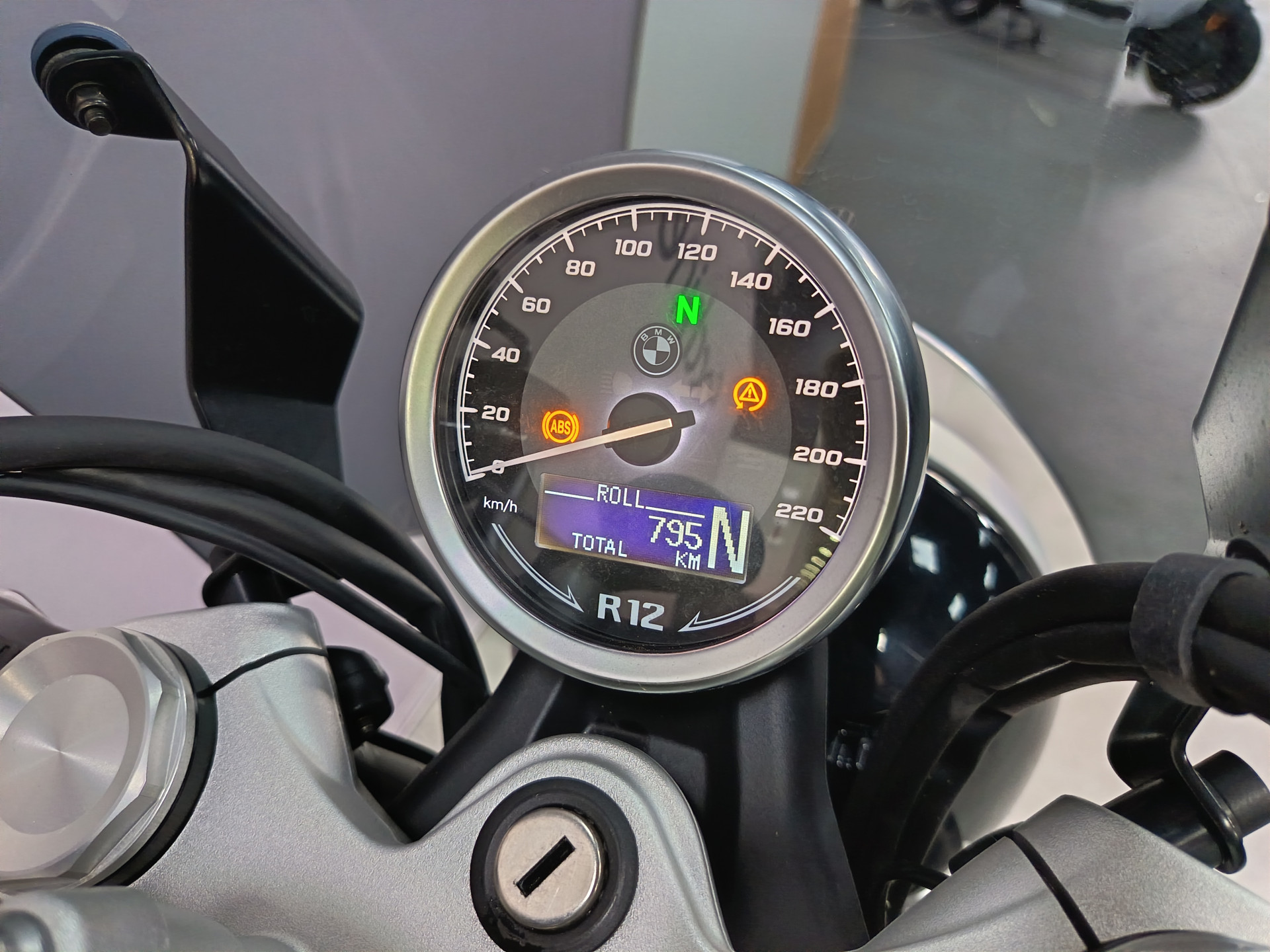 BMW R 12-image-8