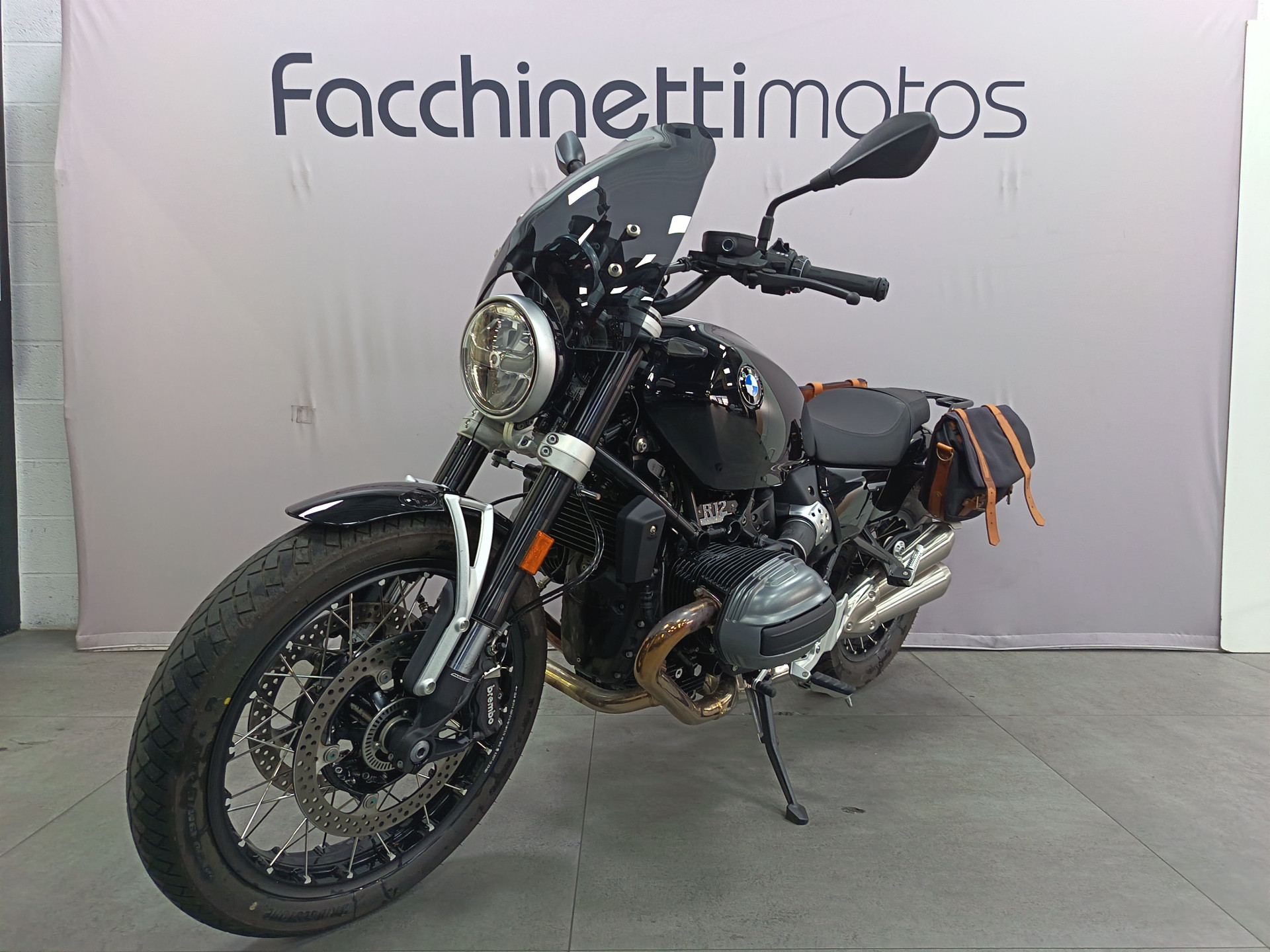 BMW R 12-showroom-element-2