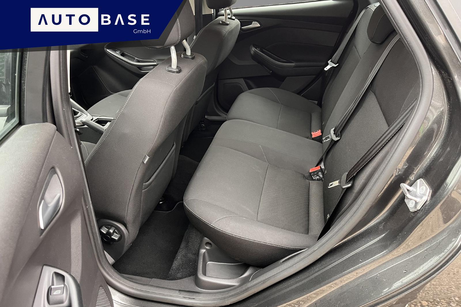 FORD Focus 1.0 SCTi Trend-image-12