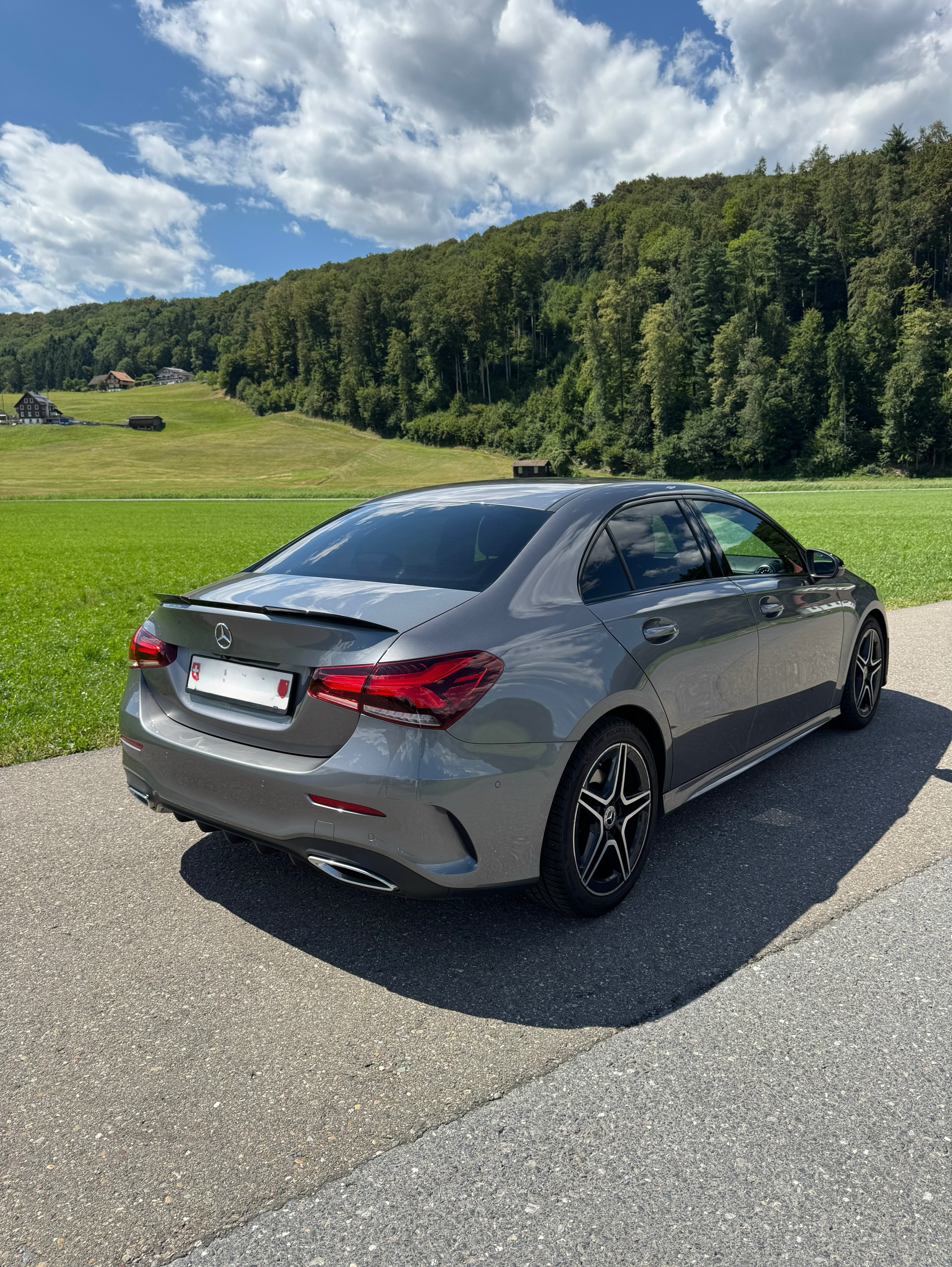 MERCEDES-BENZ AMG Line 4Matic Sedan-image-1