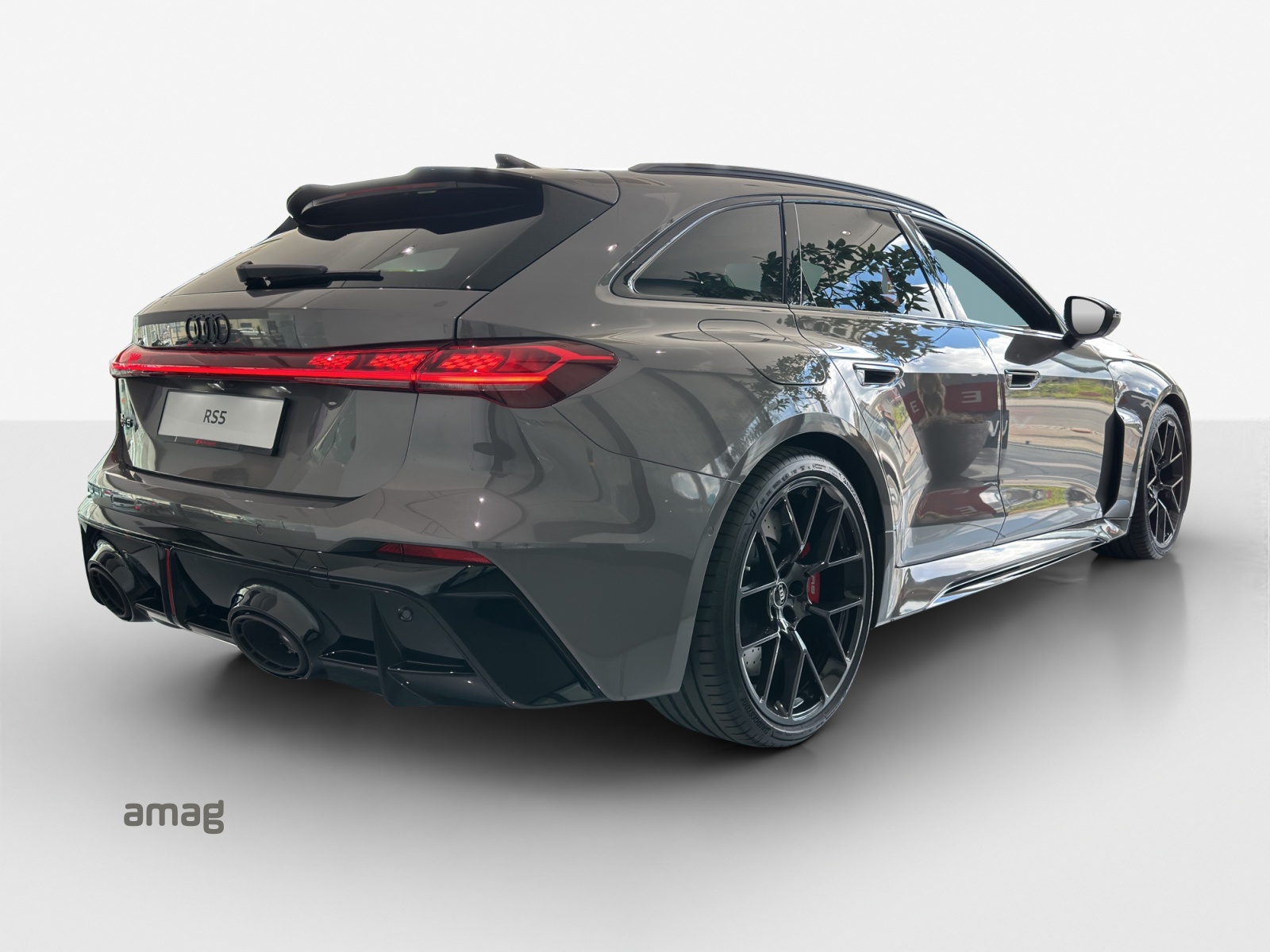 AUDI RS 5 Avant TFSI 470 kW Tiptronic quattro-image-4