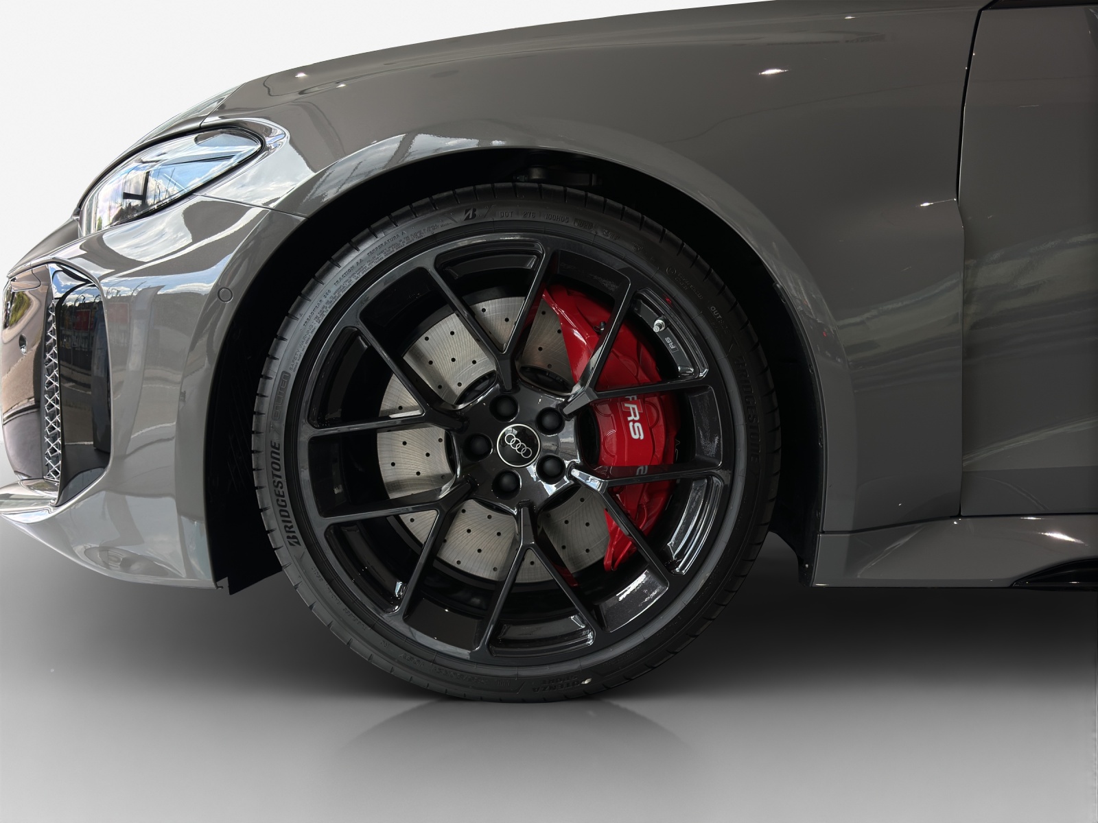 AUDI RS 5 Avant TFSI 470 kW Tiptronic quattro-image-15