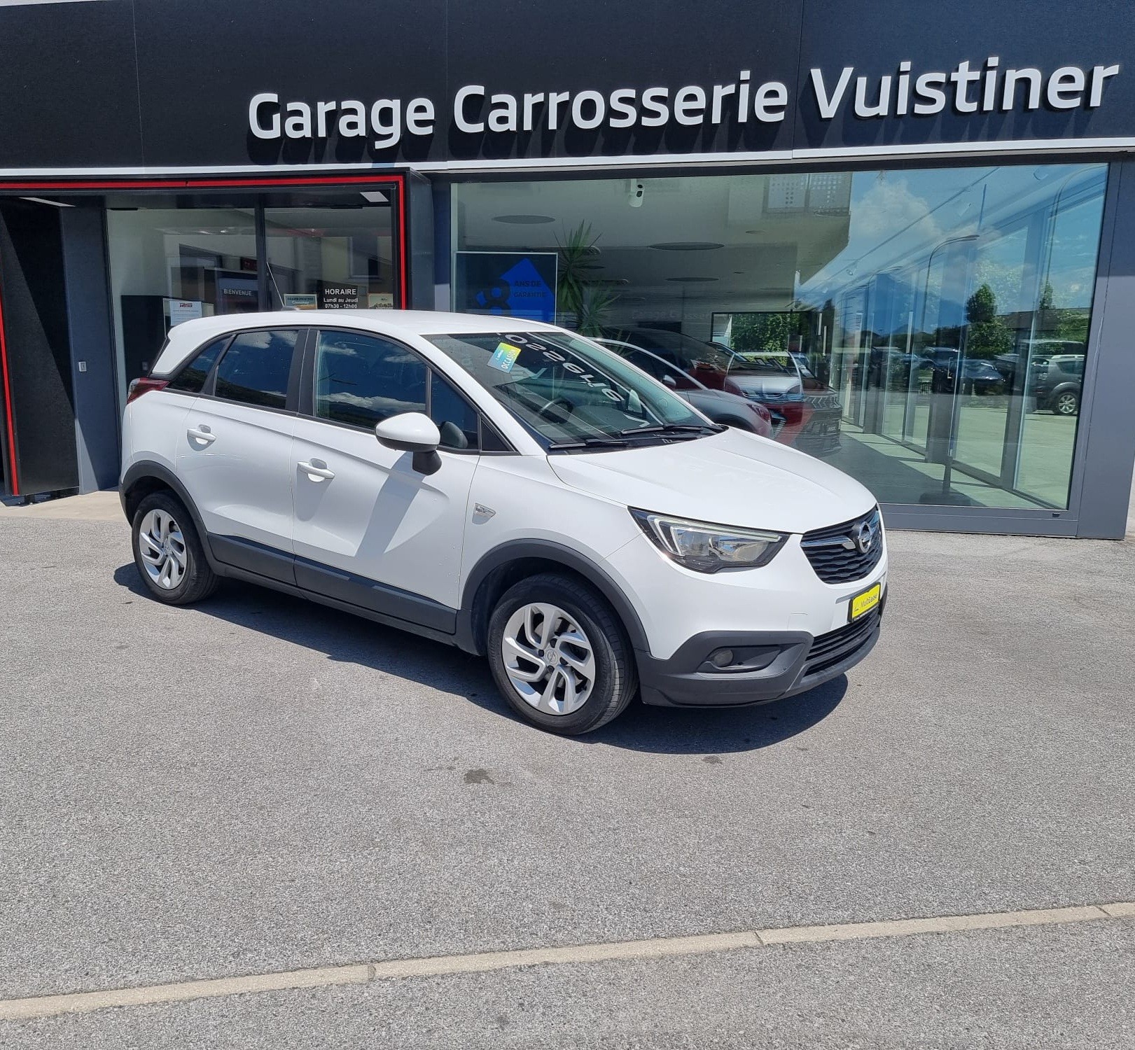 OPEL Crossland X 1.2 T Enjoy S/S-image-1