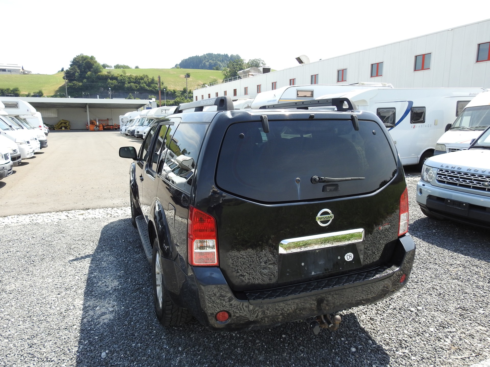 NISSAN Pathfinder 2.5 dCi LE-image-3
