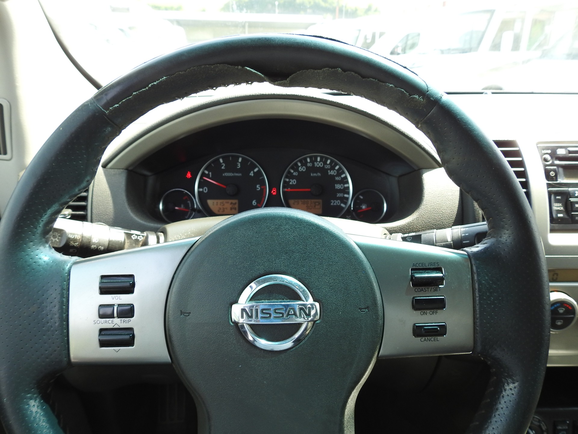 NISSAN Pathfinder 2.5 dCi LE-image-26