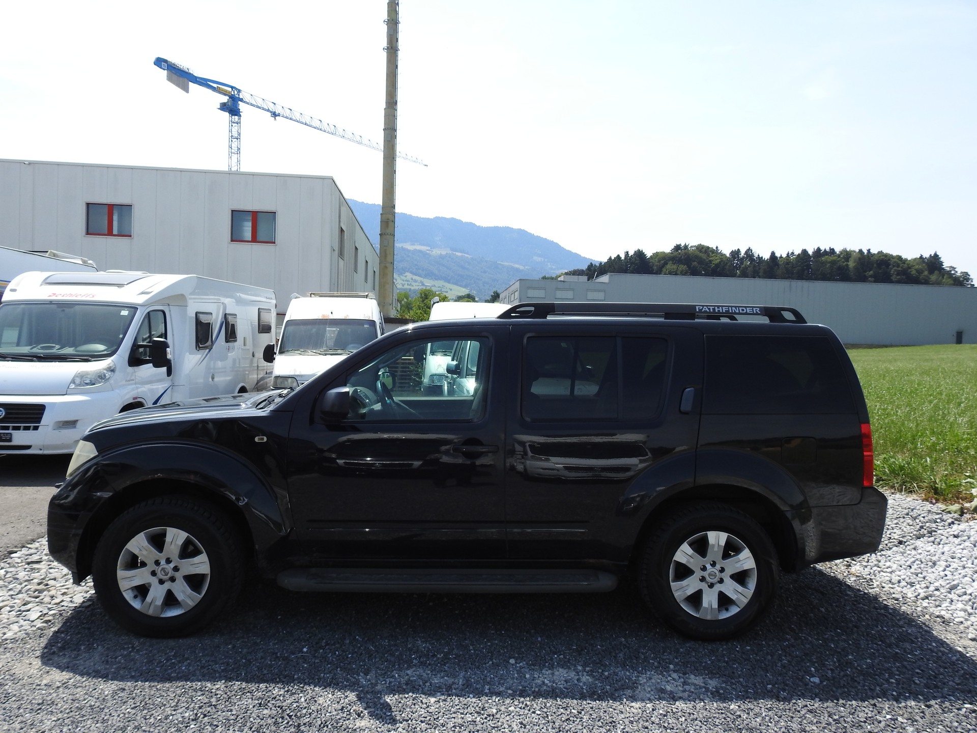 NISSAN Pathfinder 2.5 dCi LE-image-2
