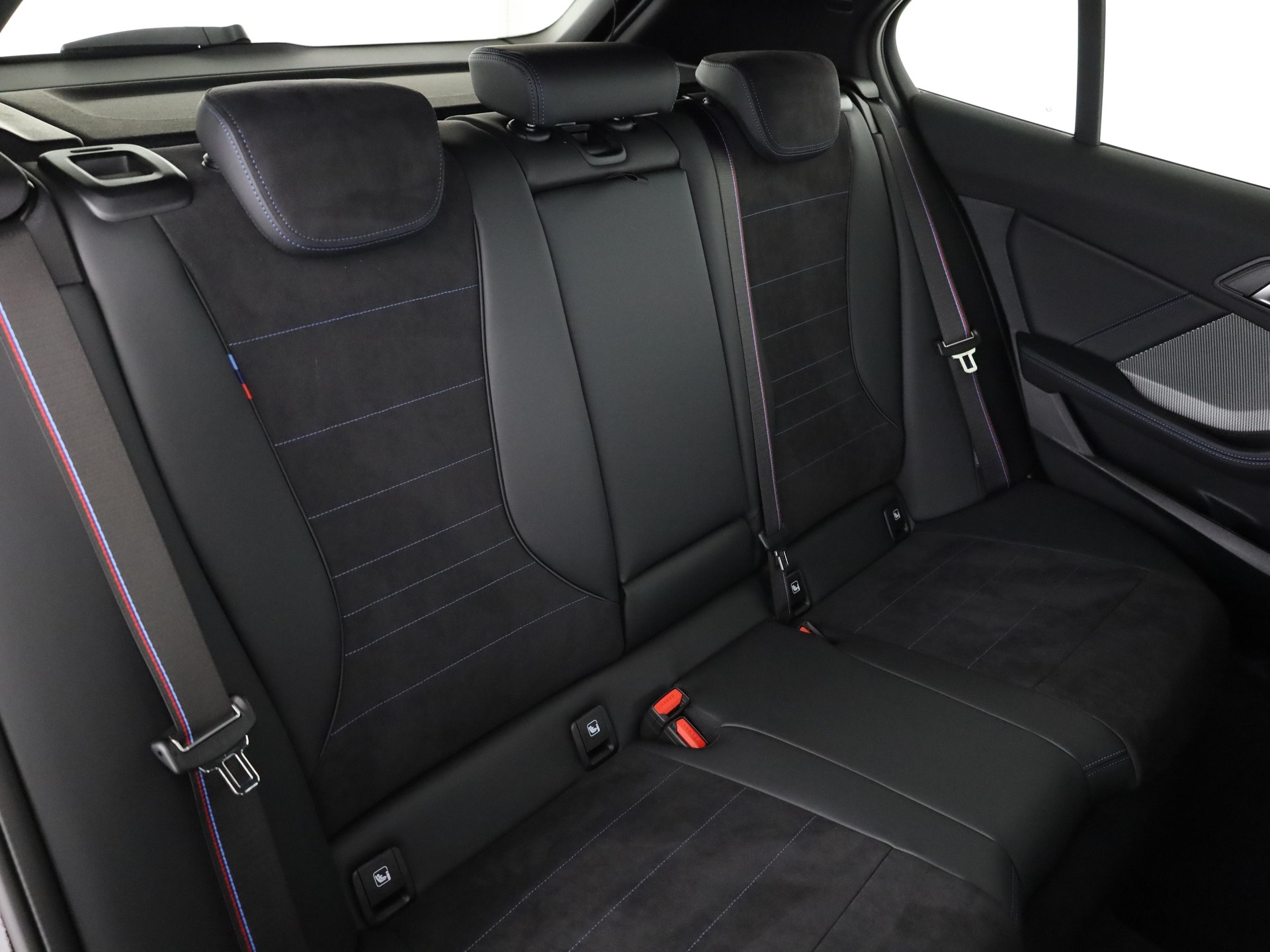 BMW M135i xDrive-image-13
