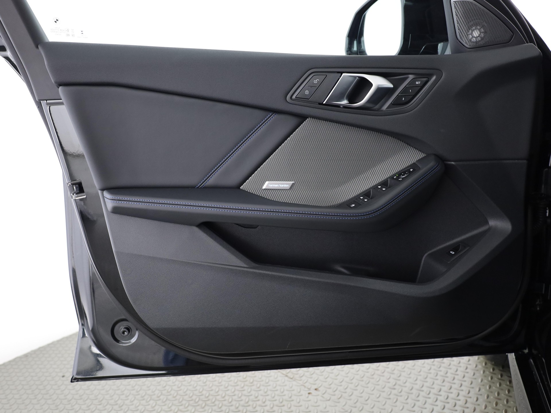 BMW M135i xDrive-image-9