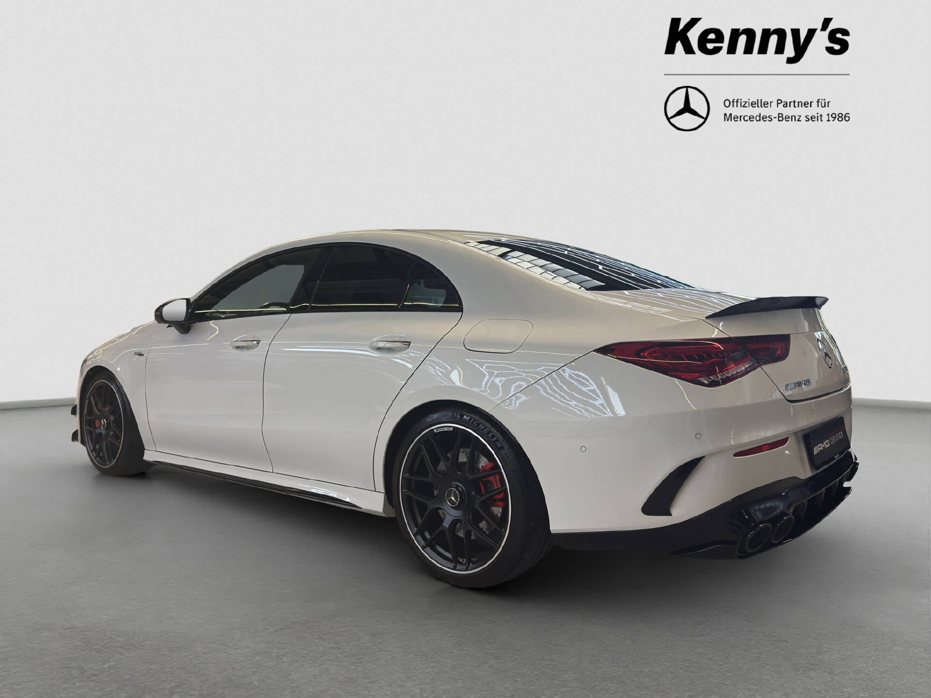 MERCEDES-BENZ CLA 45 S AMG 4MATIC+-showroom-element-3