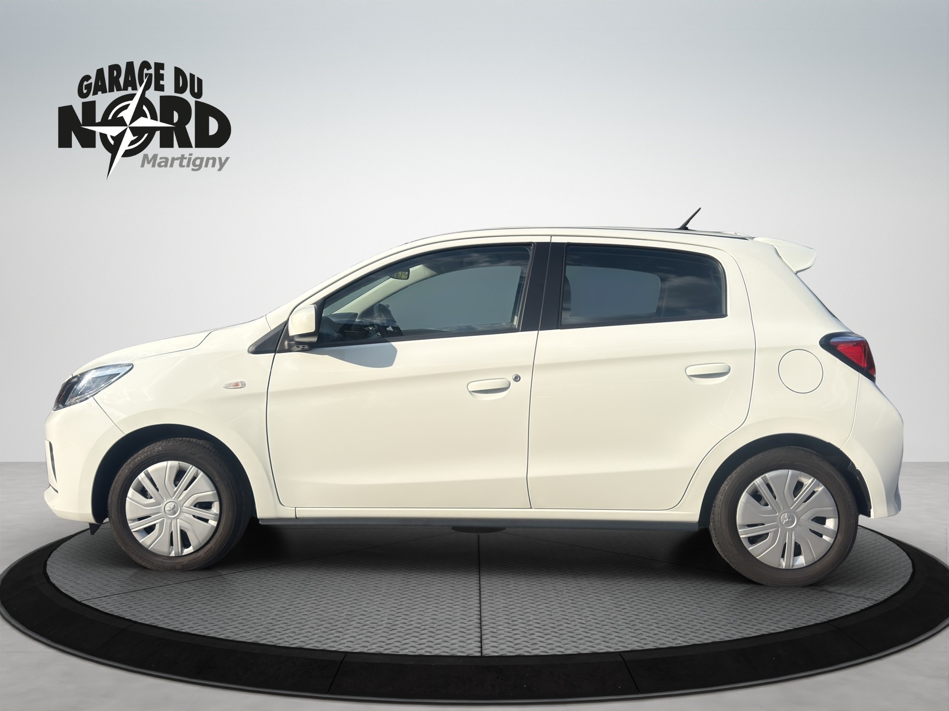 MITSUBISHI Space Star 1.2 CVT Inform-image-2