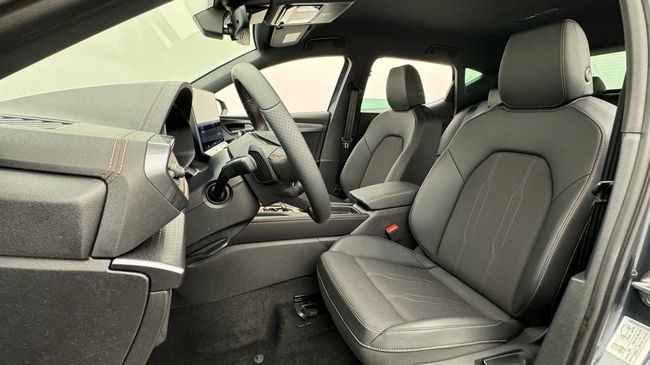 CUPRA LEON 1.5 e-HYBRID pHEV DSG-image-4
