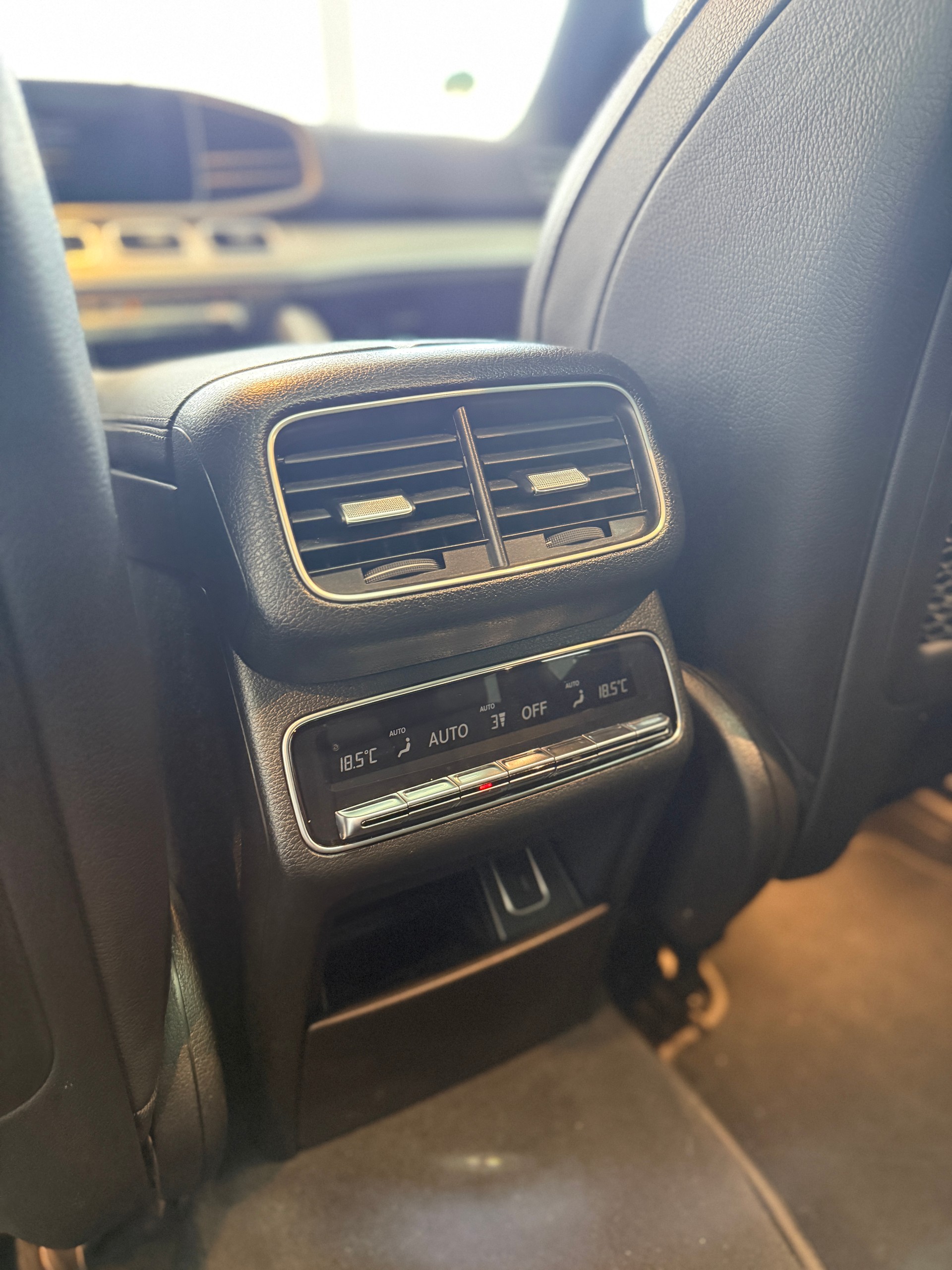 MERCEDES-BENZ GLE 400 d 4Matic 9G-Tronic-image-15