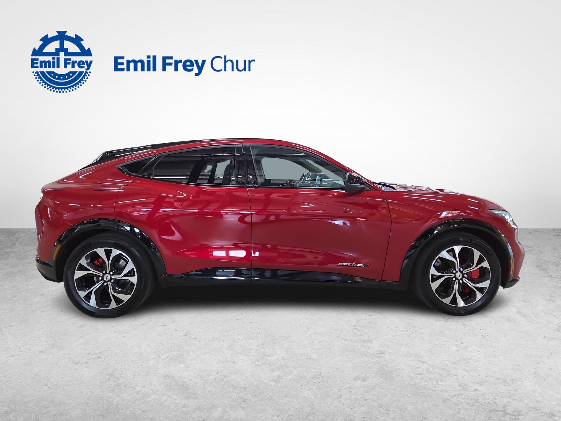 FORD Mustang Mach-E Extended AWD-image-5