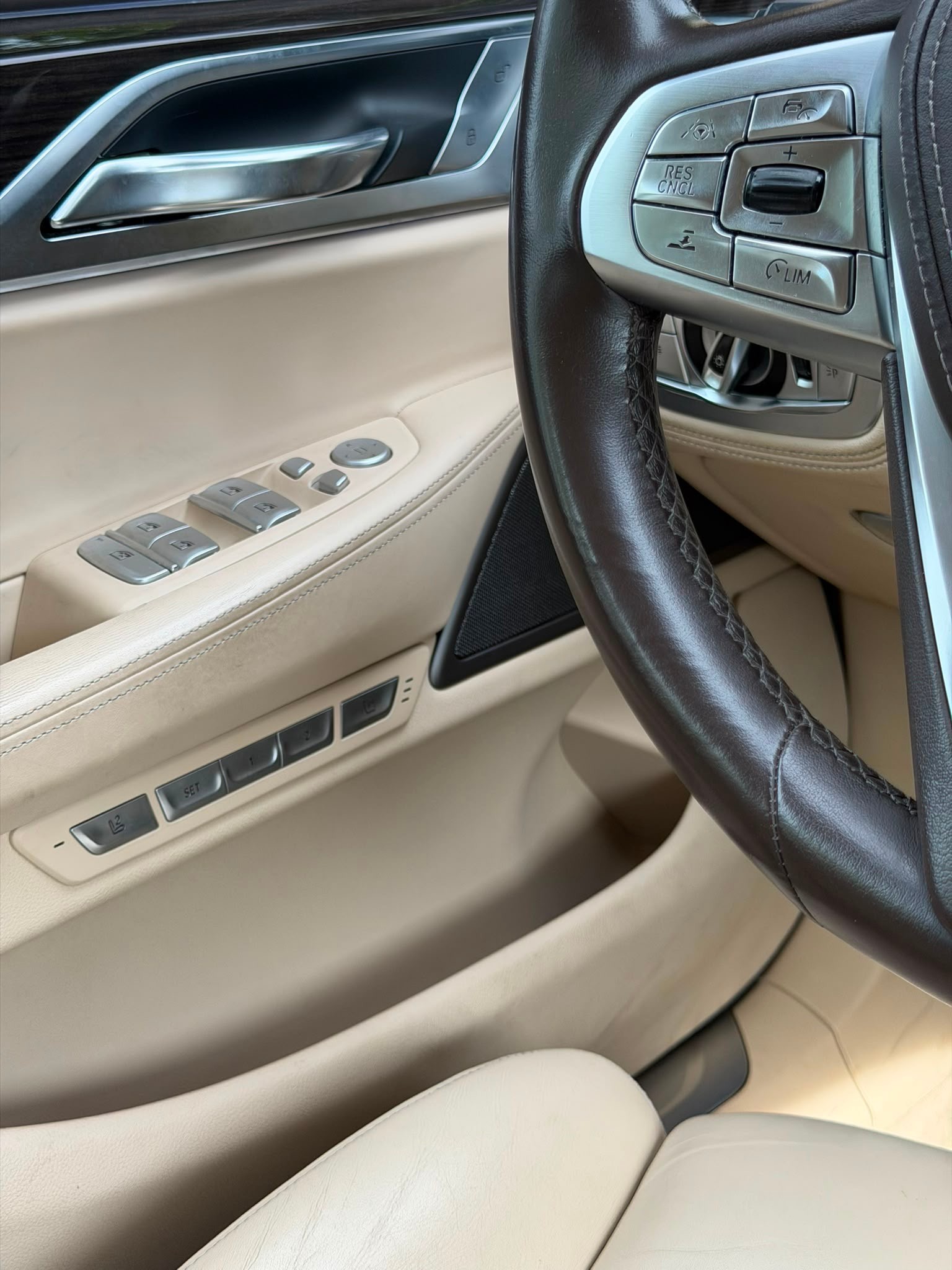 BMW 730d xDrive Steptronic-image-6