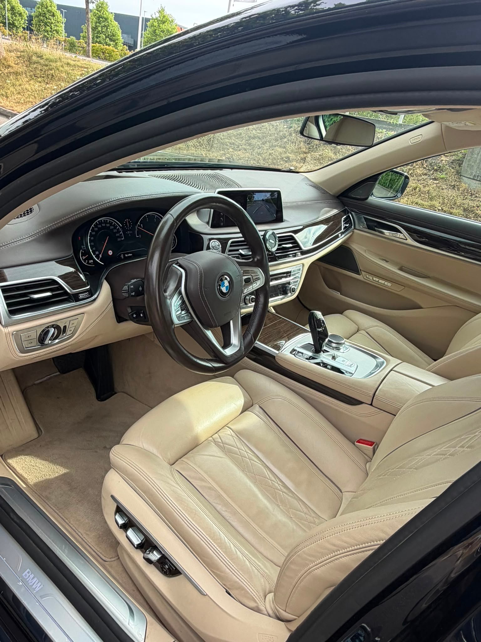 BMW 730d xDrive Steptronic-image-5