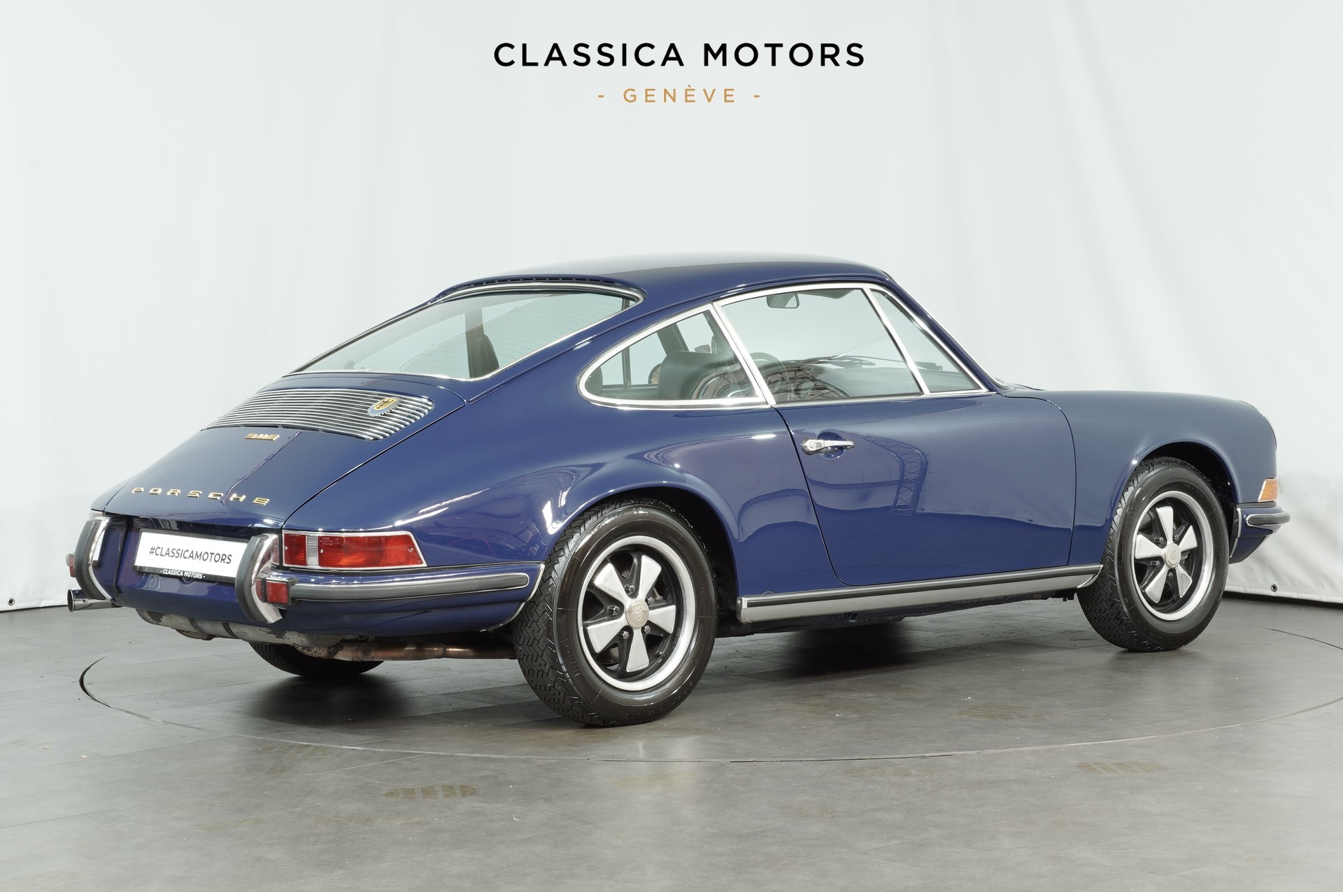 PORSCHE 911 2.2 E-image-3