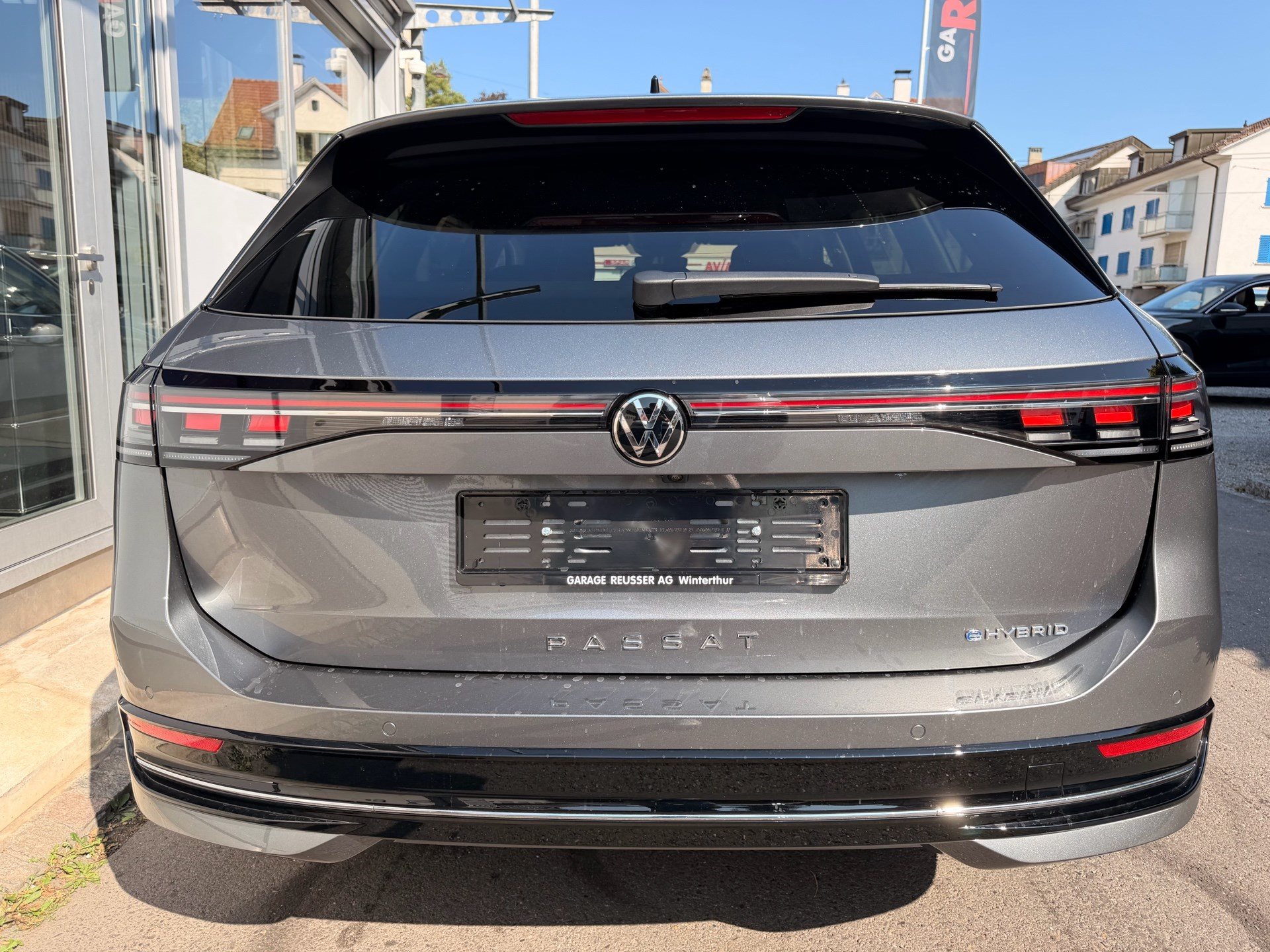 VW Passat Variant 1.5 TSI eHybrid 204 PS Elegance *** WUNDERSCHÖNES FAHRZEUG MIT TOP AUSSTATTUNG !!! ***-image-4
