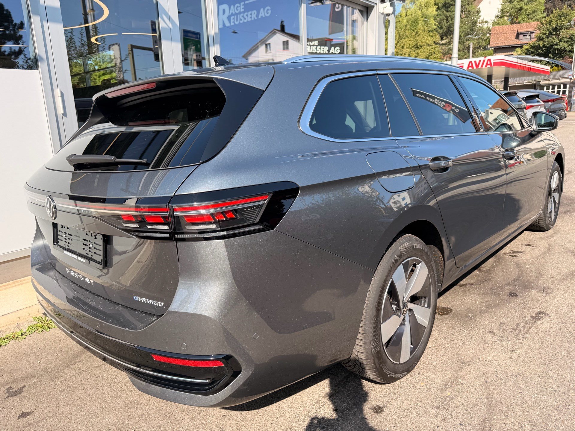 VW Passat Variant 1.5 TSI eHybrid 204 PS Elegance *** WUNDERSCHÖNES FAHRZEUG MIT TOP AUSSTATTUNG !!! ***-image-3