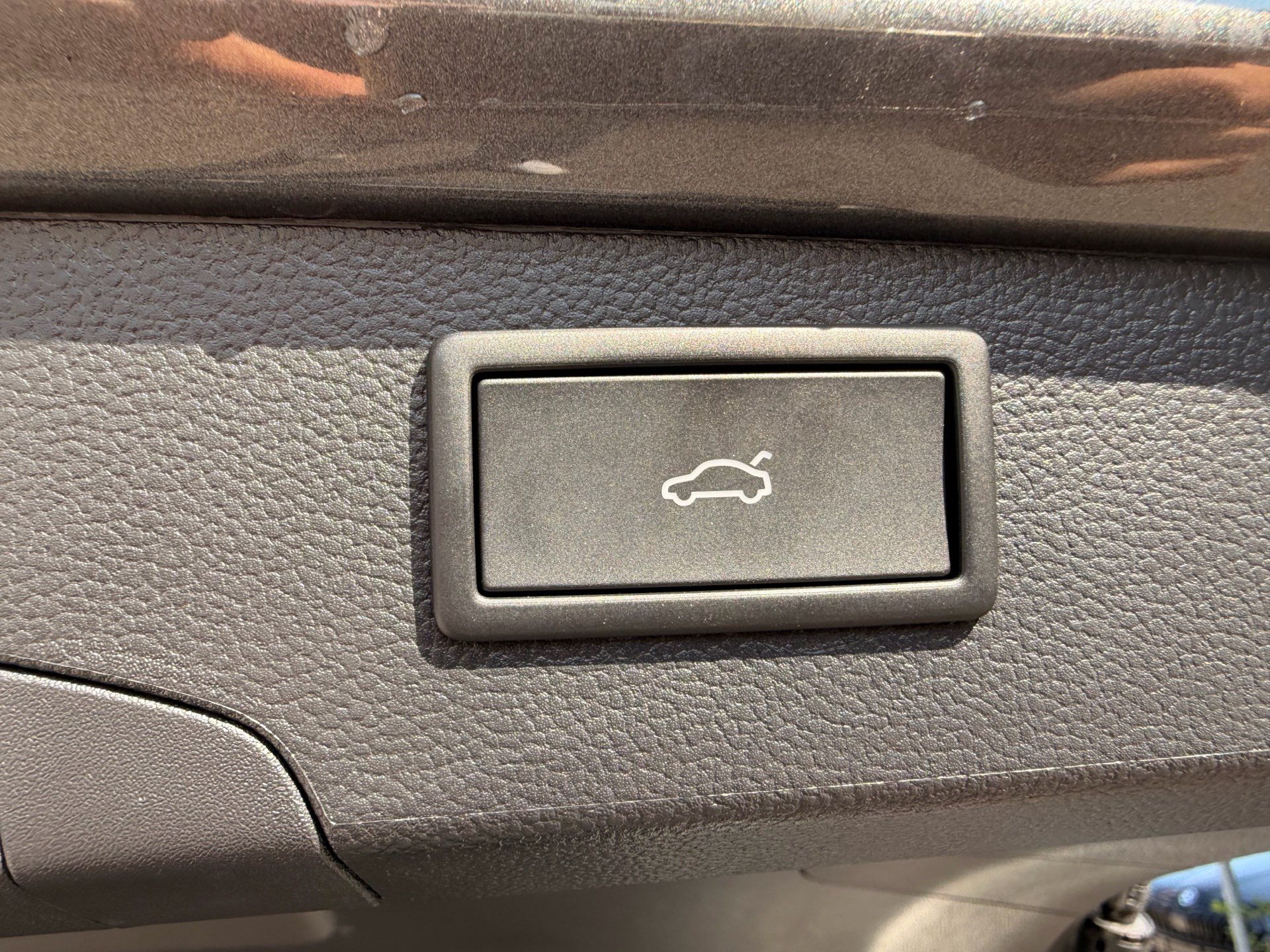 VW Passat Variant 1.5 TSI eHybrid 204 PS Elegance *** WUNDERSCHÖNES FAHRZEUG MIT TOP AUSSTATTUNG !!! ***-image-30