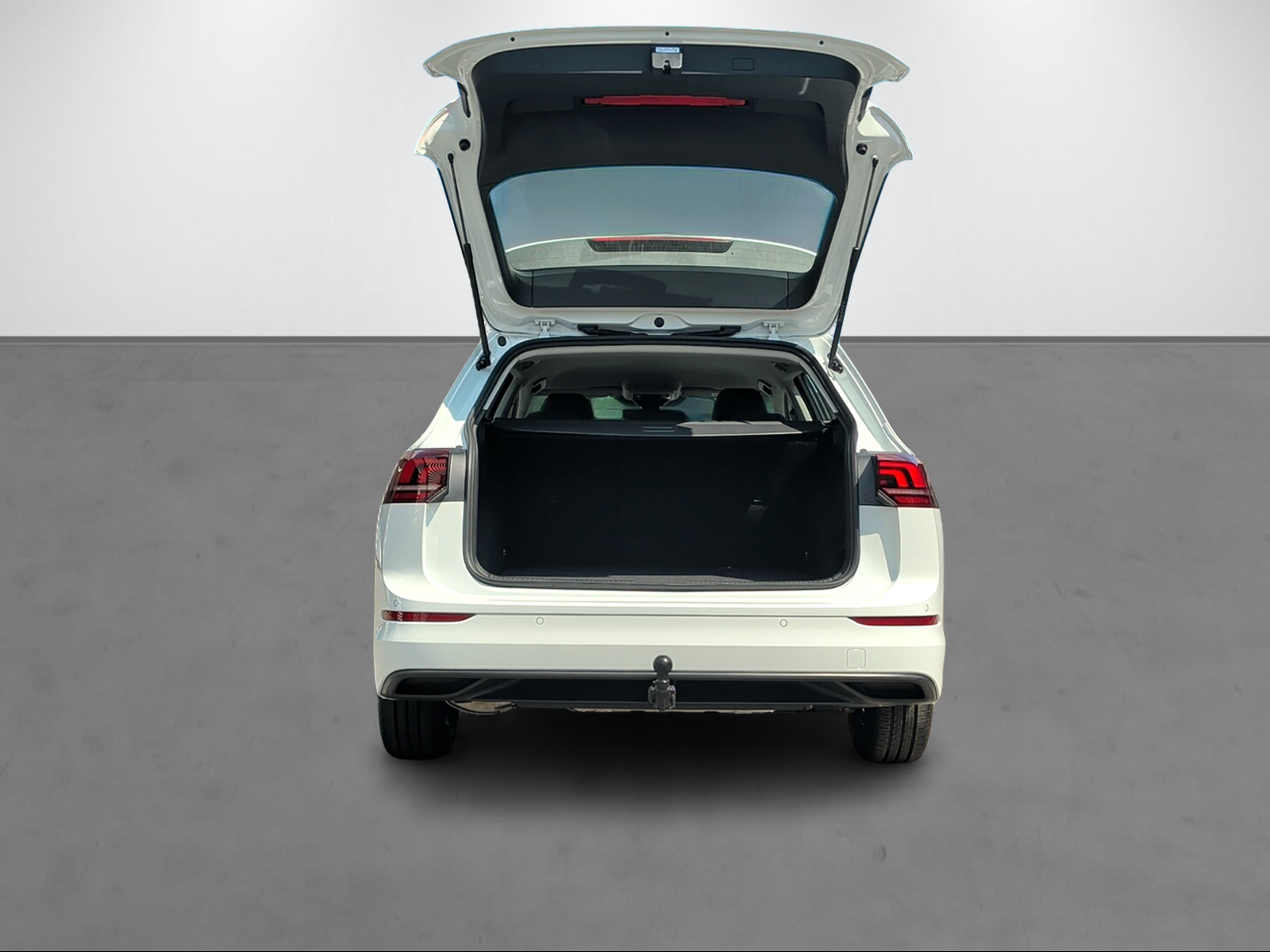 VW Golf Var BA 1.5eTSI 115PS 1500ccm 115PS/85kW 4 Zylinder eTSI Benzin / mHEV-image-11