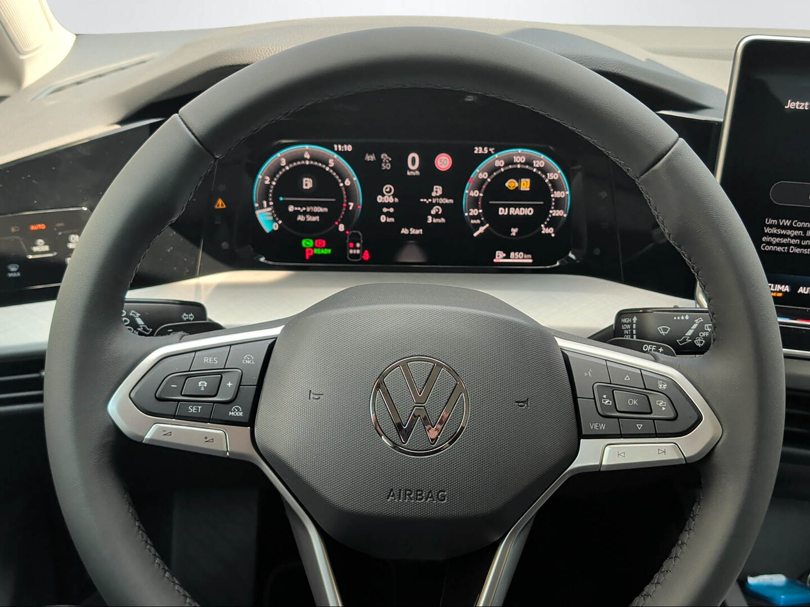VW Golf Var BA 1.5eTSI 115PS 1500ccm 115PS/85kW 4 Zylinder eTSI Benzin / mHEV-image-6