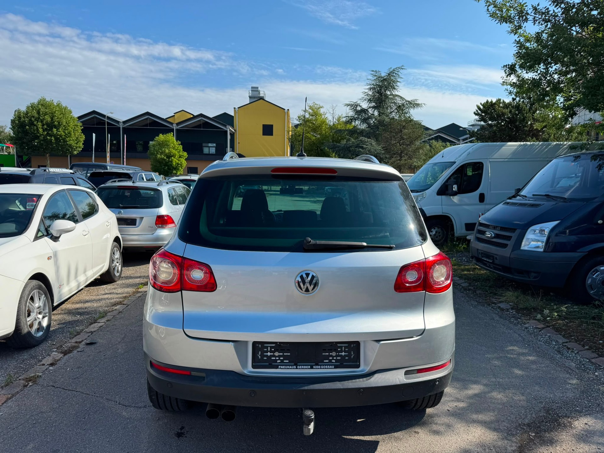 VW Tiguan 2.0 TDI Trend&Fun Tiptronic-image-3