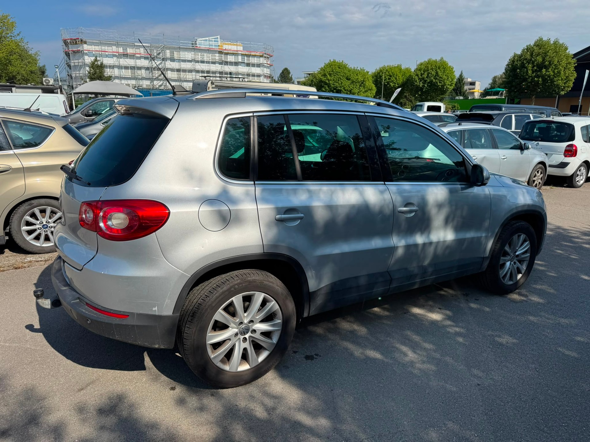 VW Tiguan 2.0 TDI Trend&Fun Tiptronic-image-4