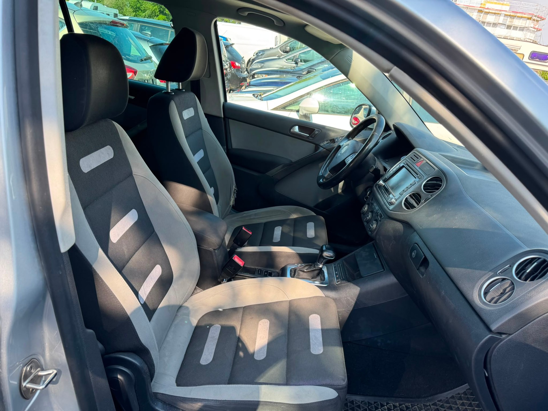 VW Tiguan 2.0 TDI Trend&Fun Tiptronic-image-8