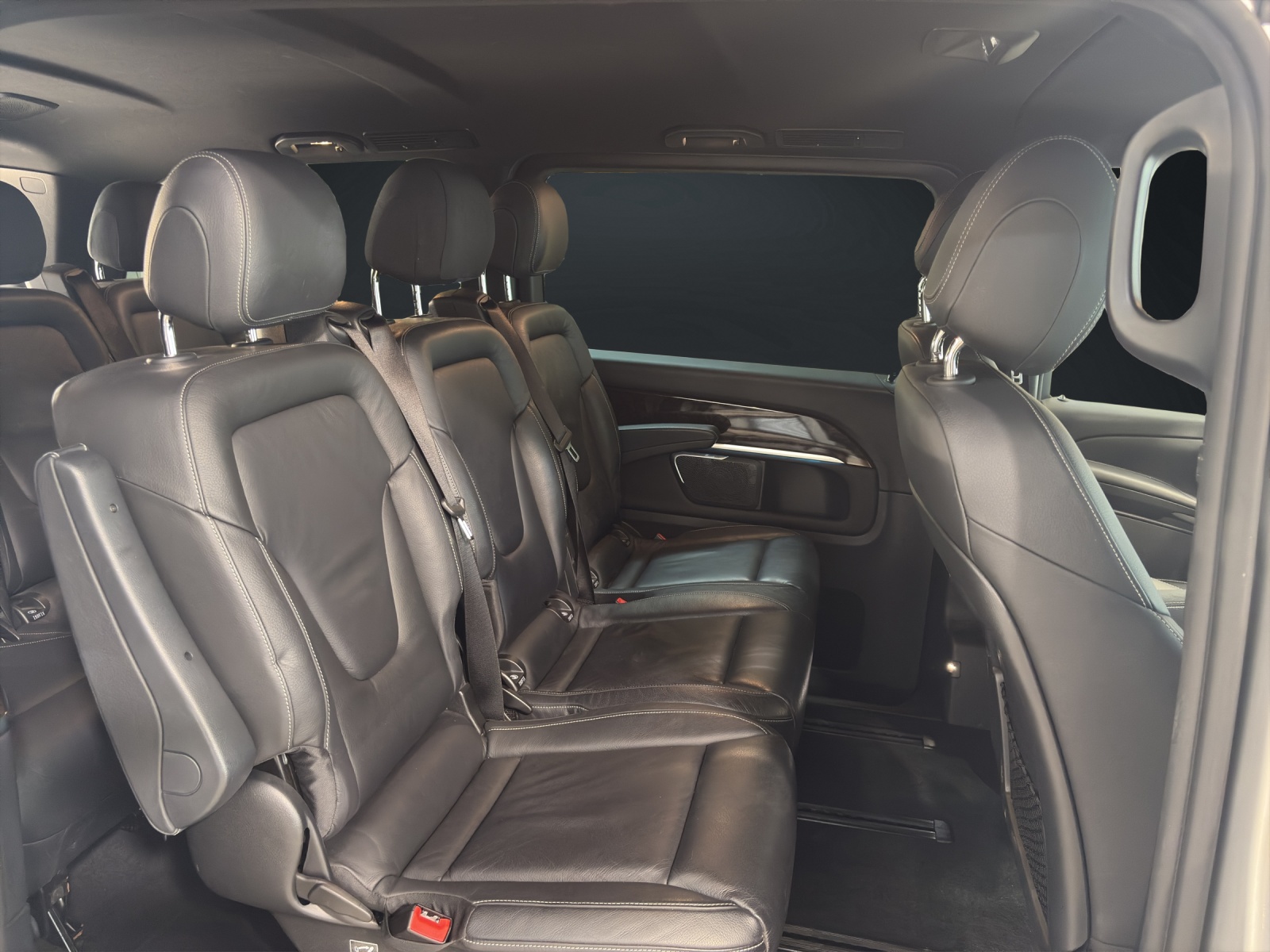MERCEDES-BENZ V 250 d Swiss Edition lang 4Matic 7G-Tronic-image-13